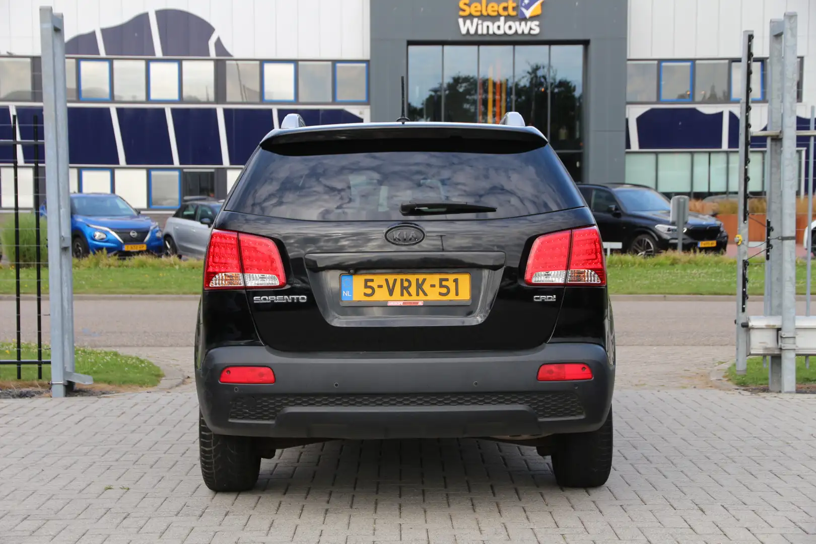 Kia Sorento 2.2 CRDI 200PK * Aut. * Grijs kenteken * APK 03-20 Negro - 2