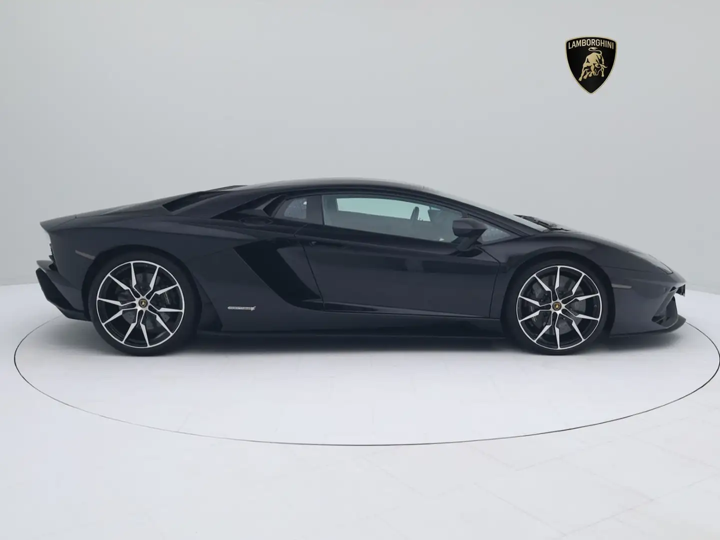 Lamborghini Aventador S NERO PEGASO I CARBON I ALL BLACK Schwarz - 2
