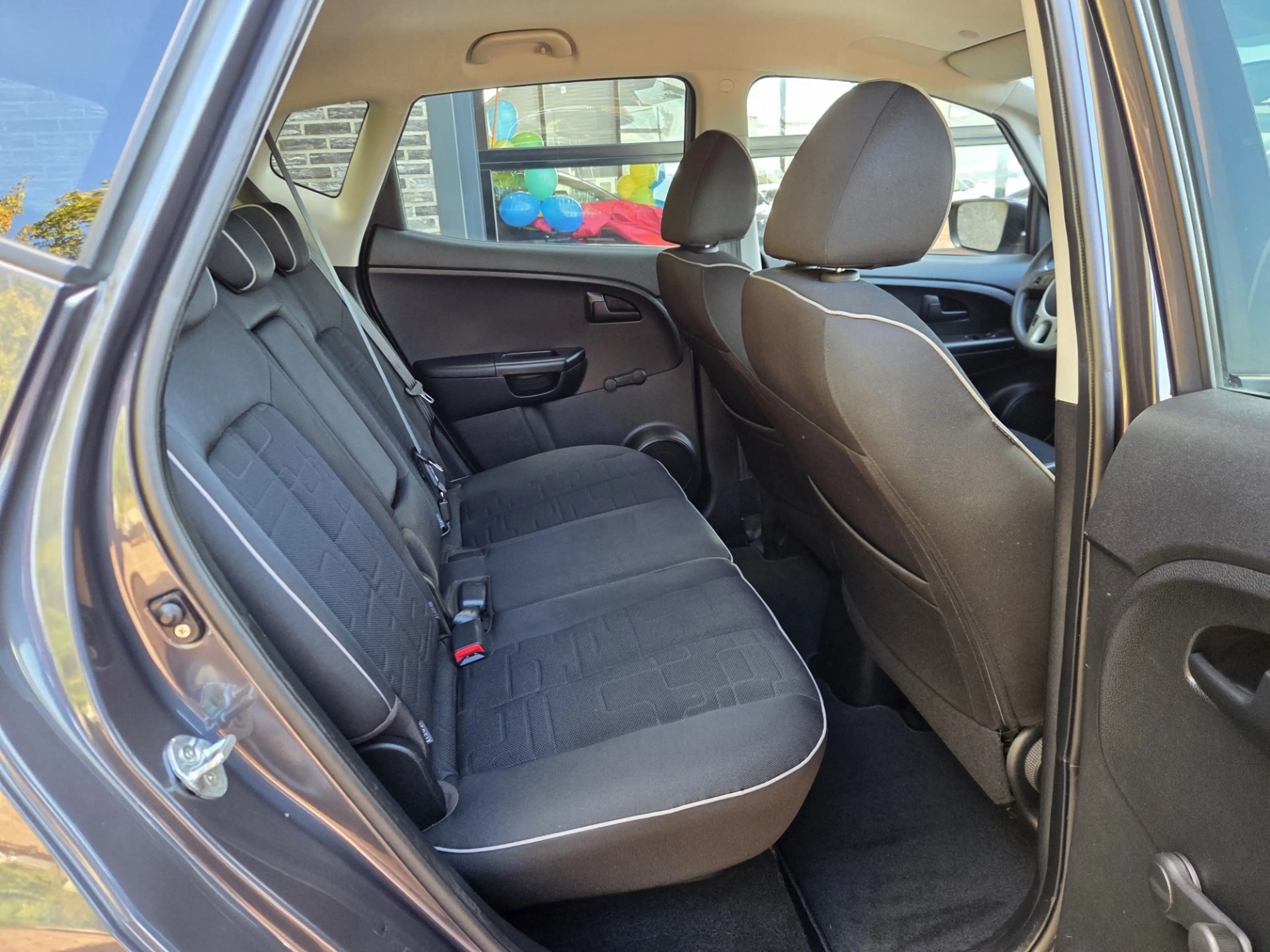 Kia Venga 1.6 CVVT Plus Pack Automaat — photo 5