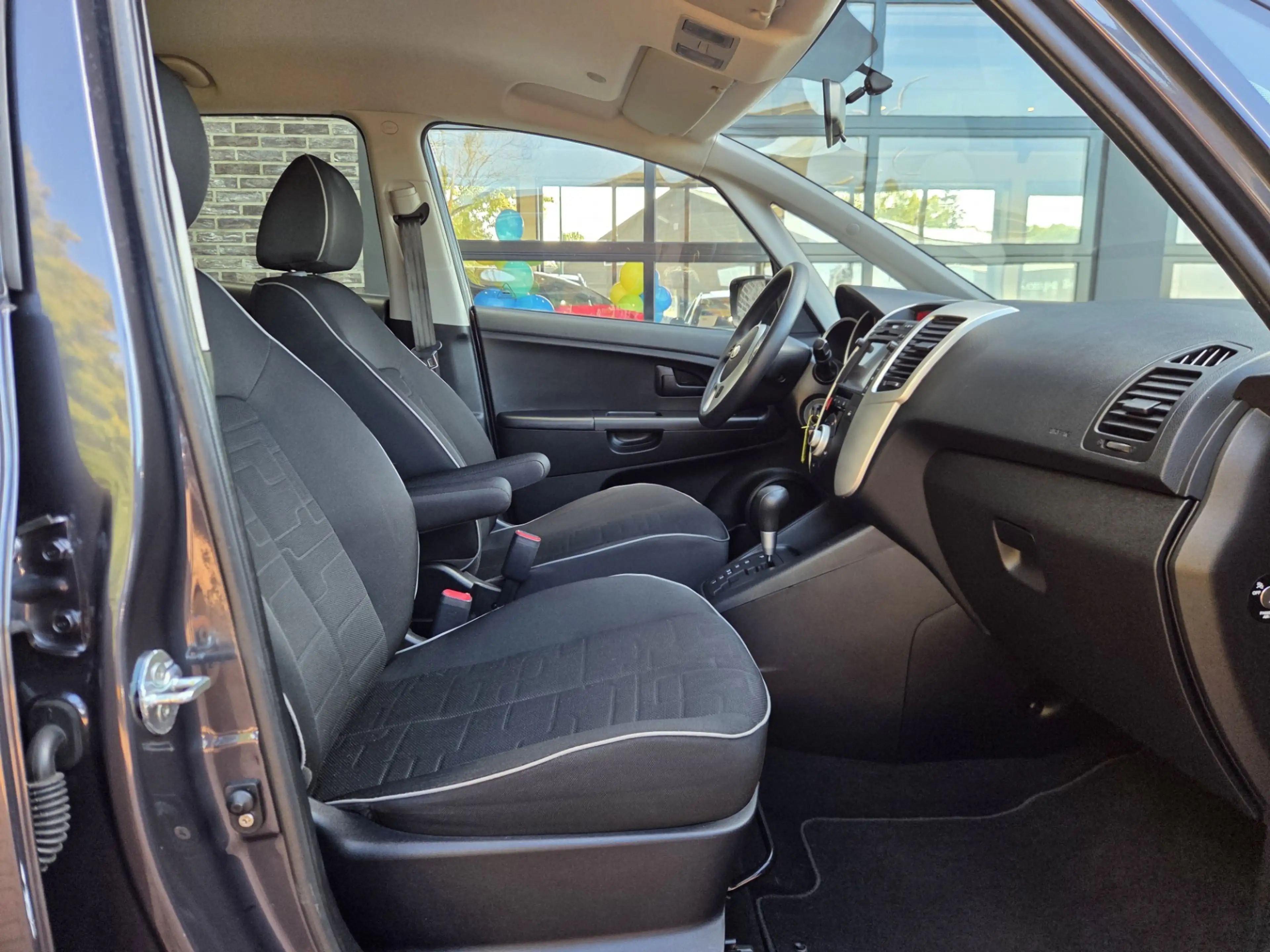 Kia Venga 1.6 CVVT Plus Pack Automaat — photo 14