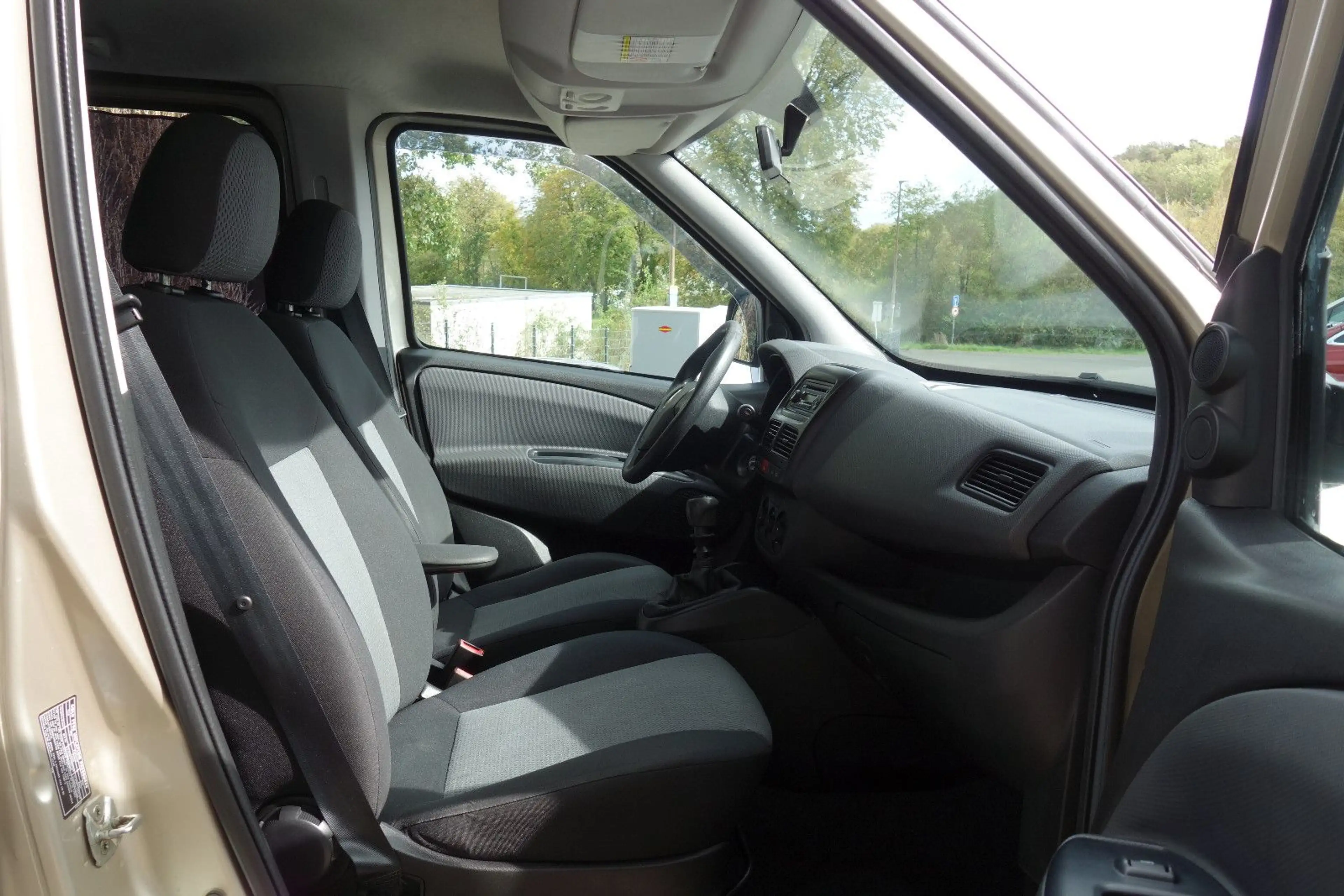Fiat Doblo Doblò SX Maxi Kombi AHK.Klima. — photo 9