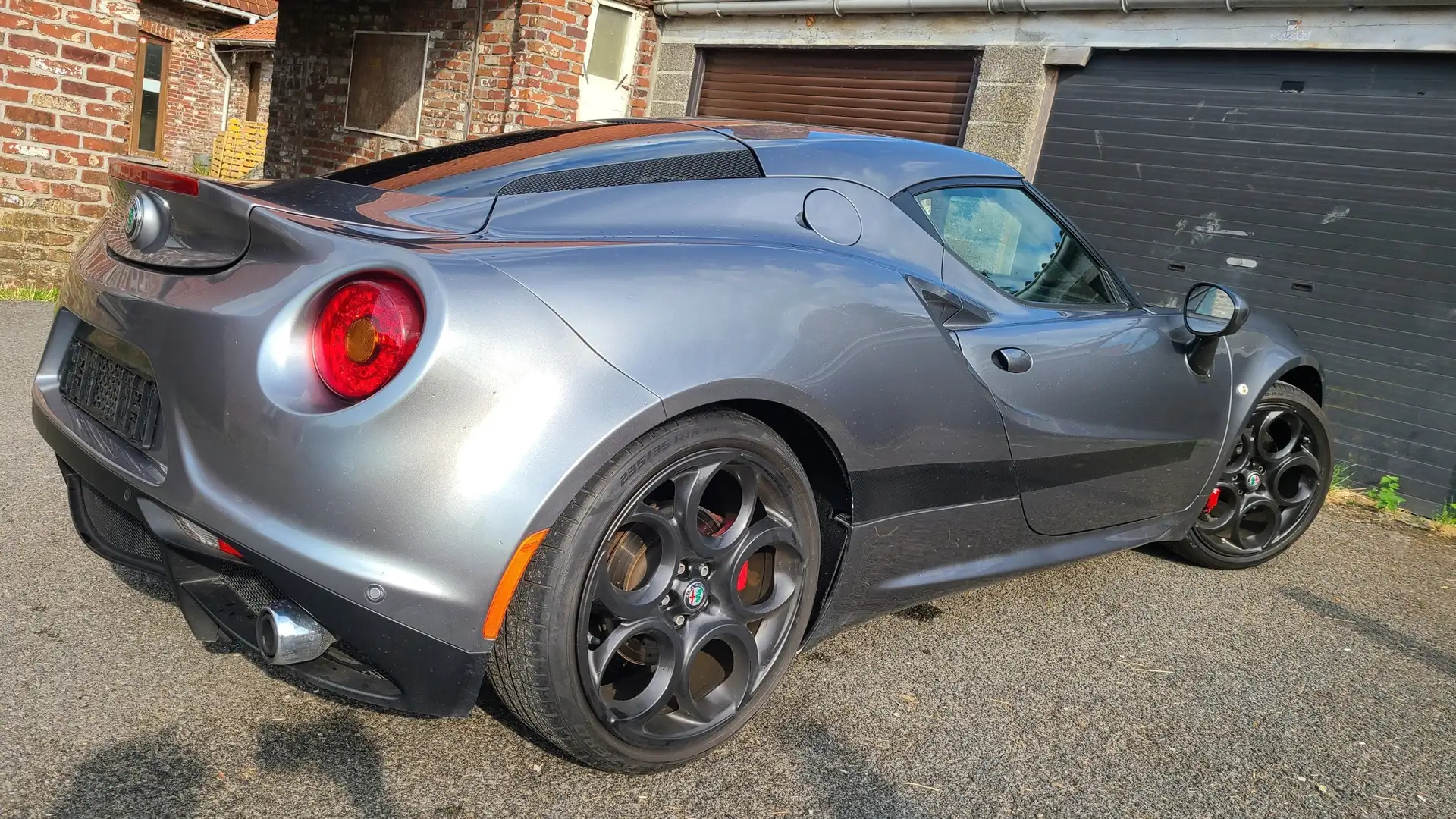 Alfa Romeo 4C 1.7+TBi Gris - 2