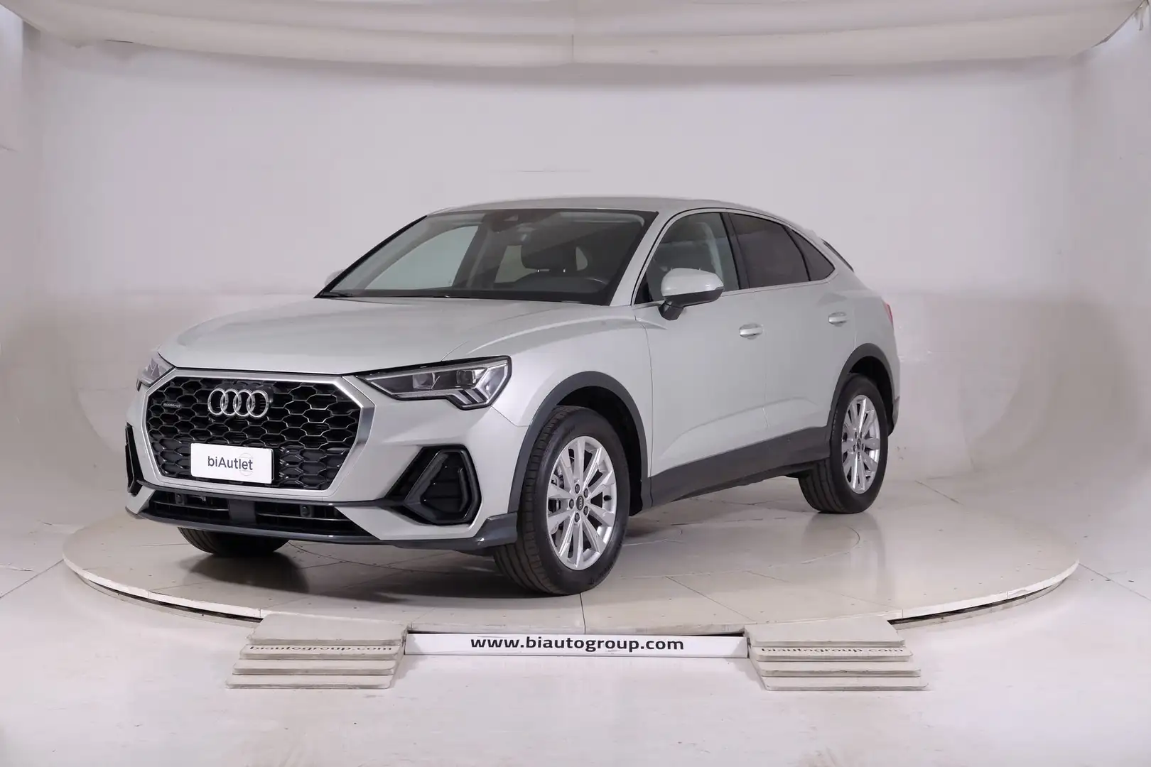 Audi Q3 2019 Sportback Diesel Sportback 40 2.0 tdi Busine Grigio - 1