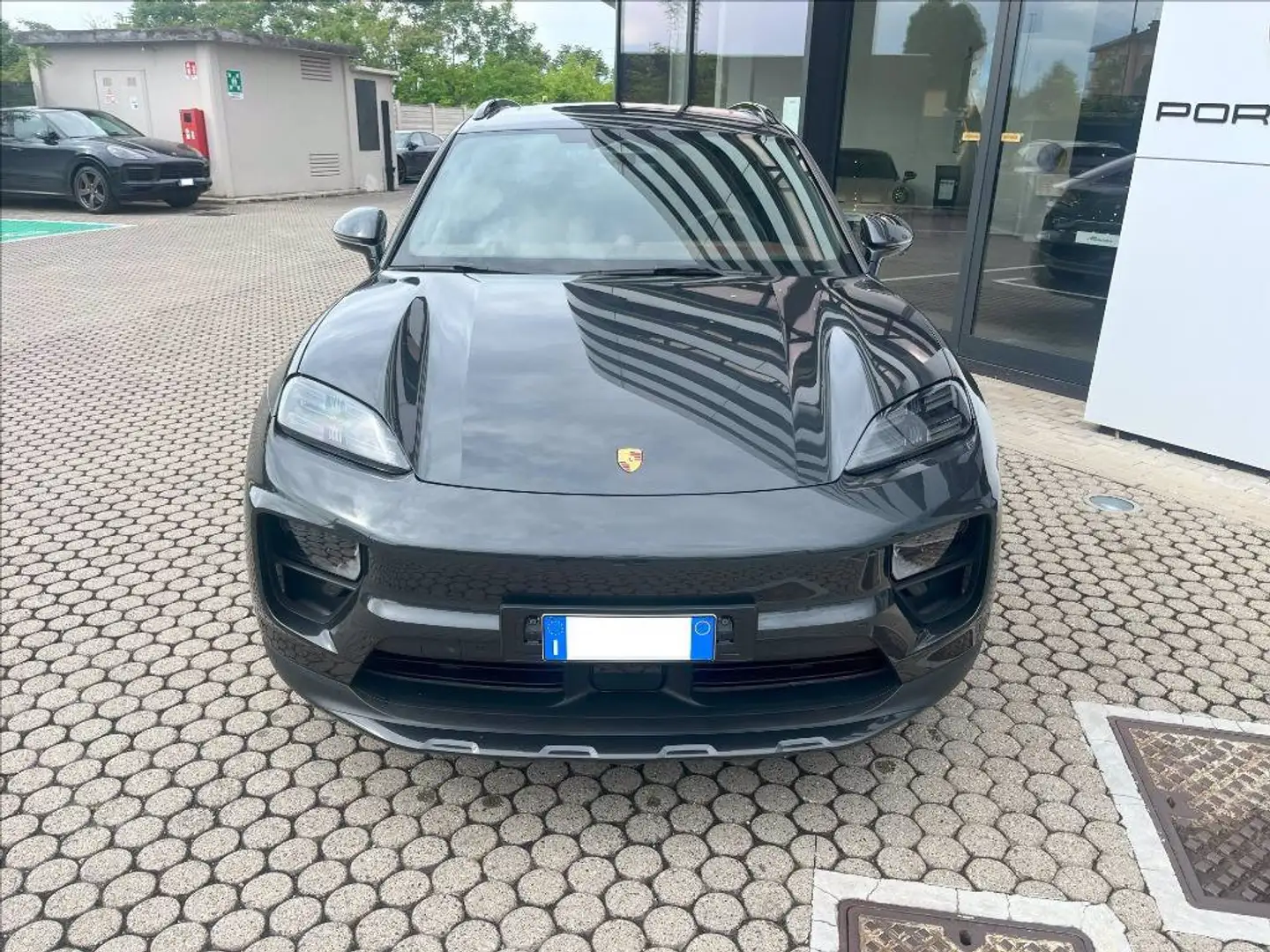 Porsche Macan 4 Grijs - 2