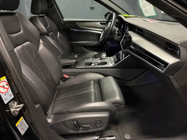 Audi A6 view 13