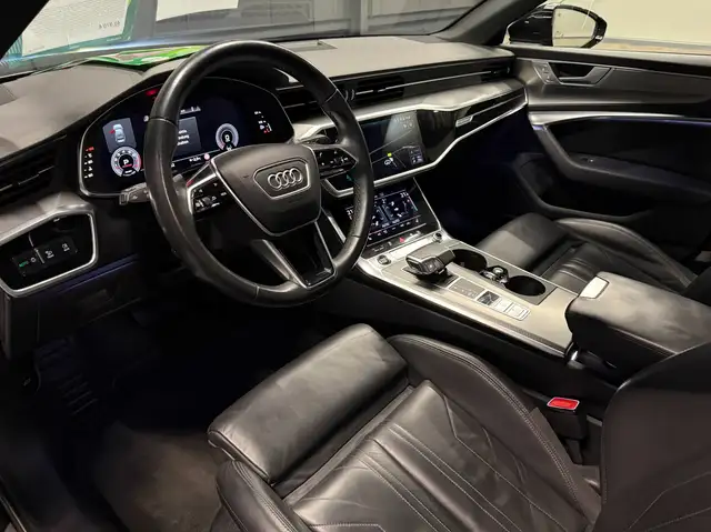 Audi A6 view 26