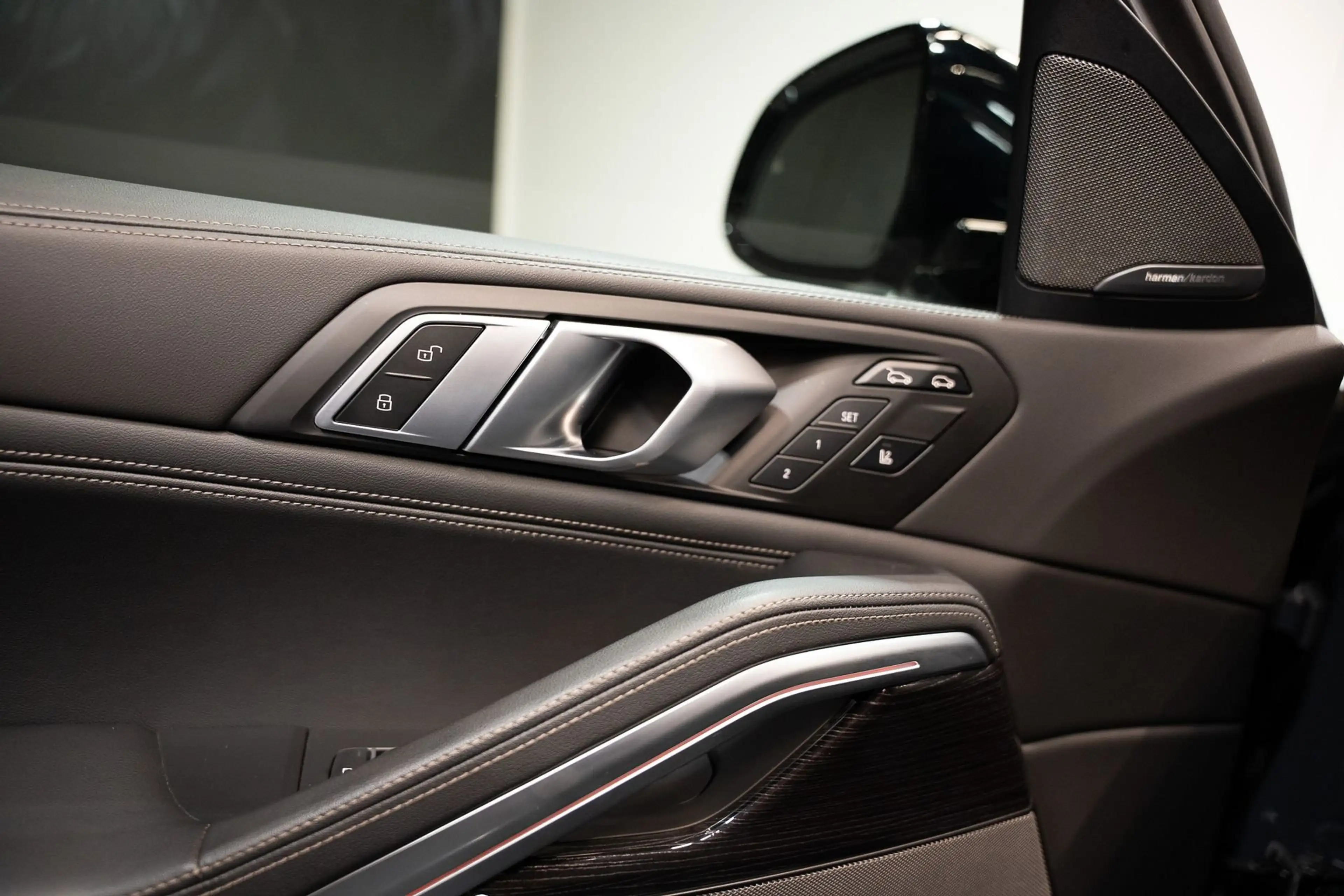 BMW X6 xDrive30d / M Sport — photo 11