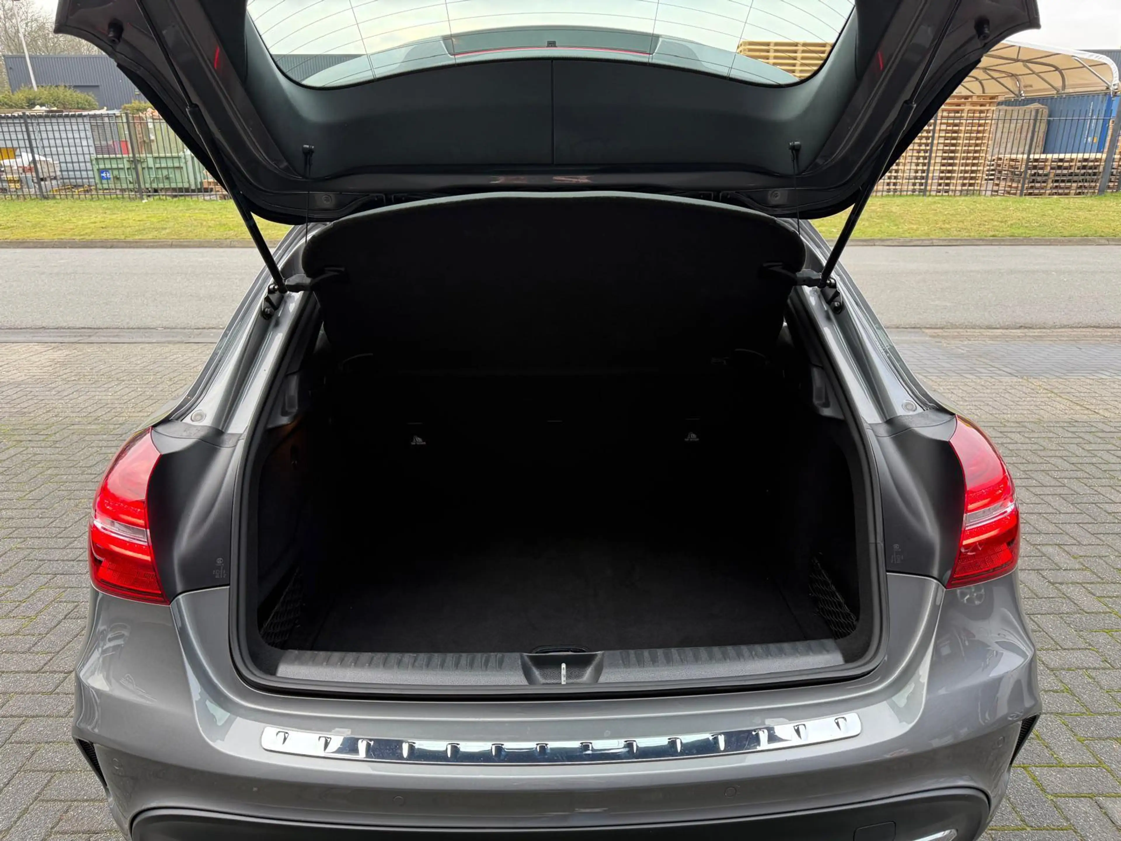 Mercedes-Benz GLA 250 Premium Plus | 1E EIGENAAR | 3/6/12MND GARANTIE | — photo 12