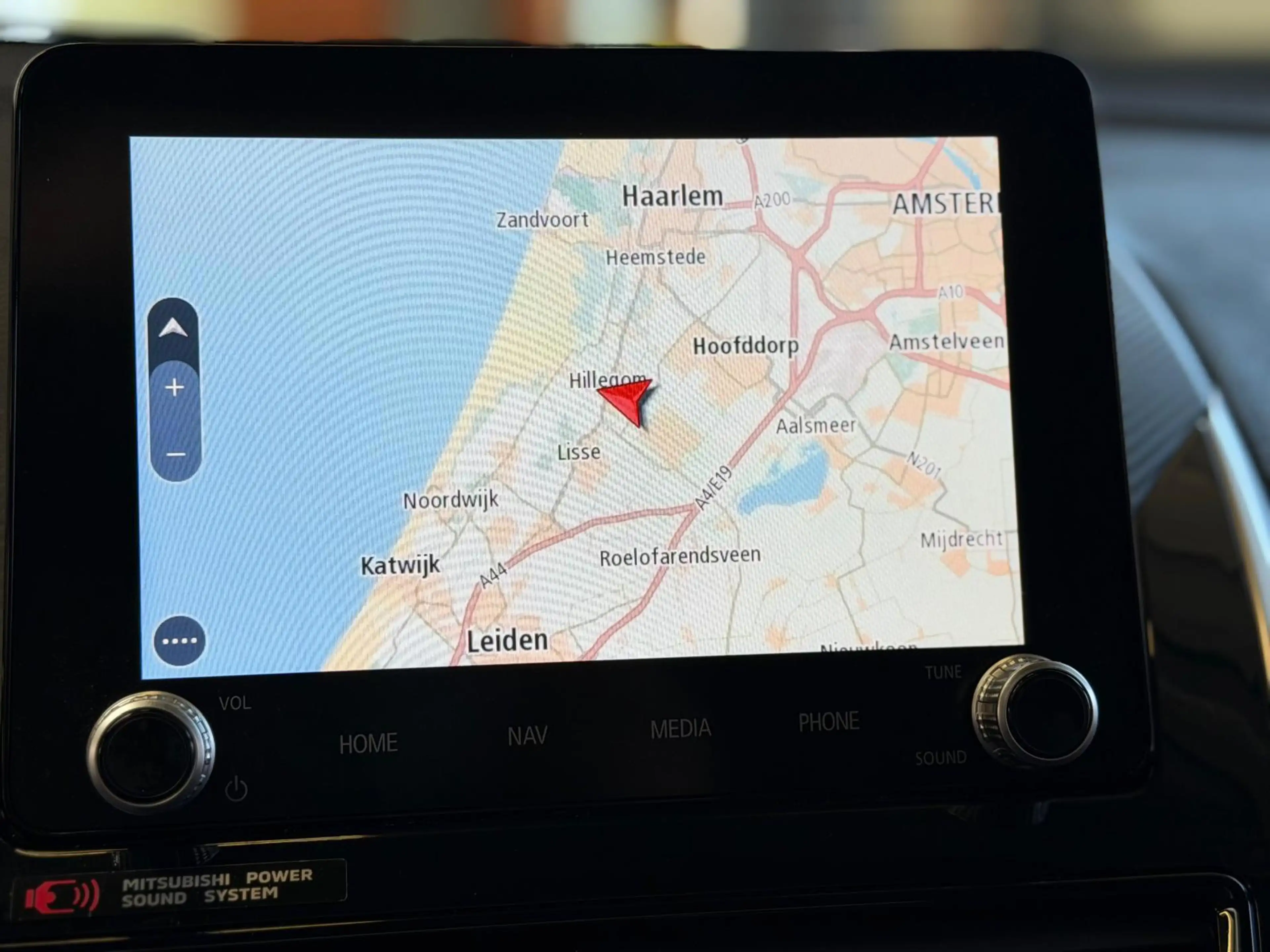 Mitsubishi Eclipse Cross 2.4 PHEV Instyle, Dealer onderhouden, Pano, Camera — photo 20
