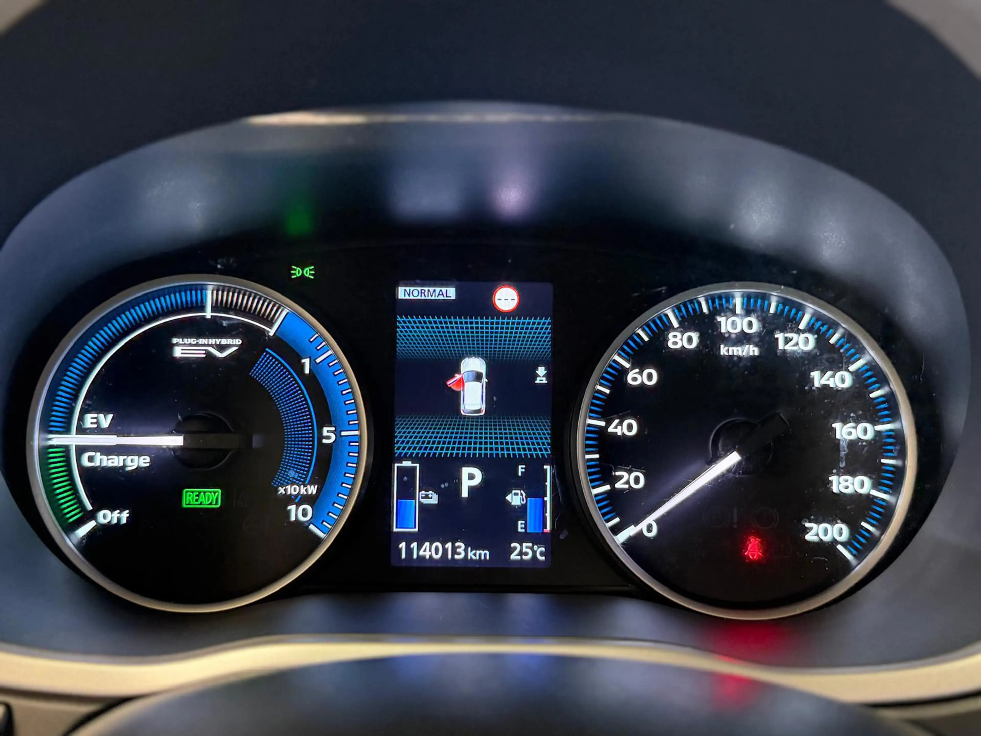 Mitsubishi Eclipse Cross 2.4 PHEV Instyle, Dealer onderhouden, Pano, Camera — photo 14