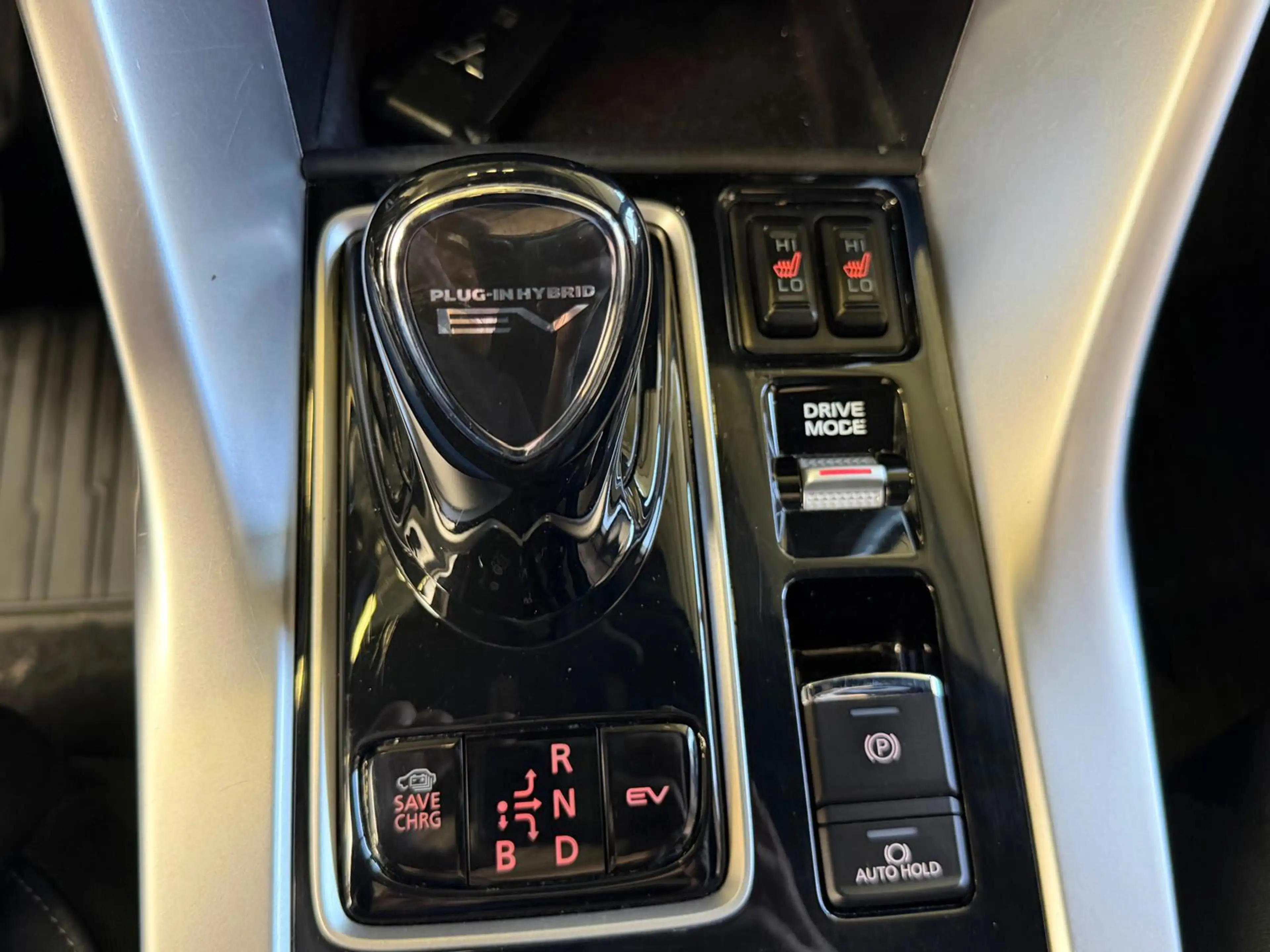 Mitsubishi Eclipse Cross 2.4 PHEV Instyle, Dealer onderhouden, Pano, Camera — photo 24