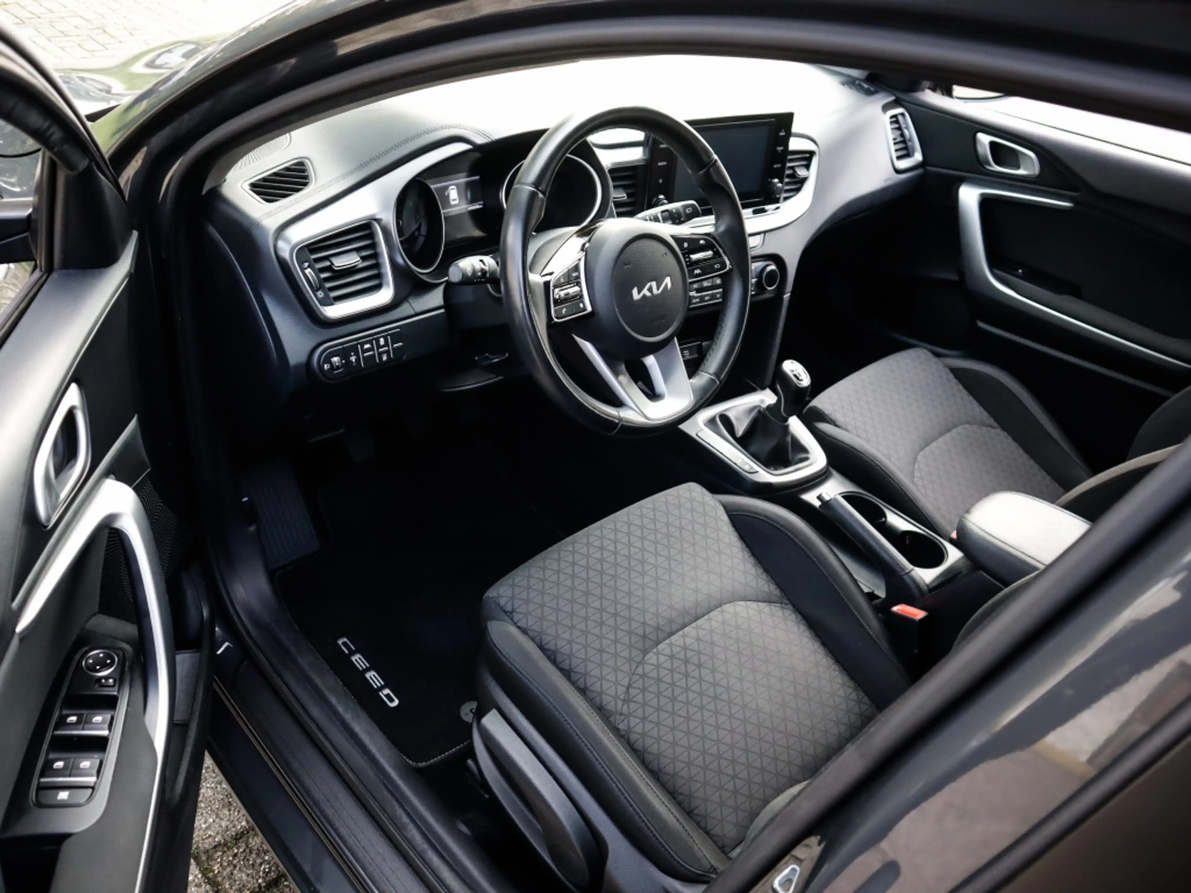 Kia Ceed SW / cee'd SW Sportswagon 1.0 T-GDi ComfortL. — photo 3