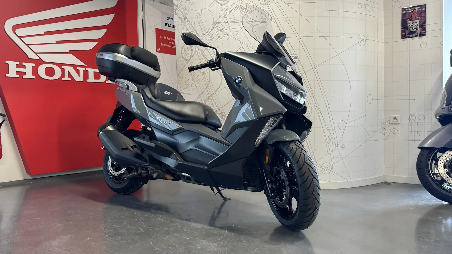 BMW C 400 GT Сірий - 1