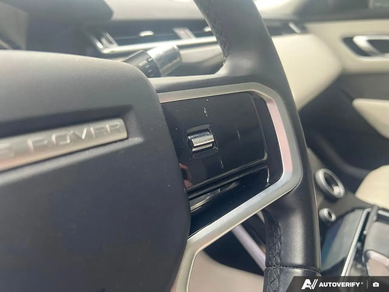 Land Rover Range Rover Velar снимка Land Rover Range Rover Velar