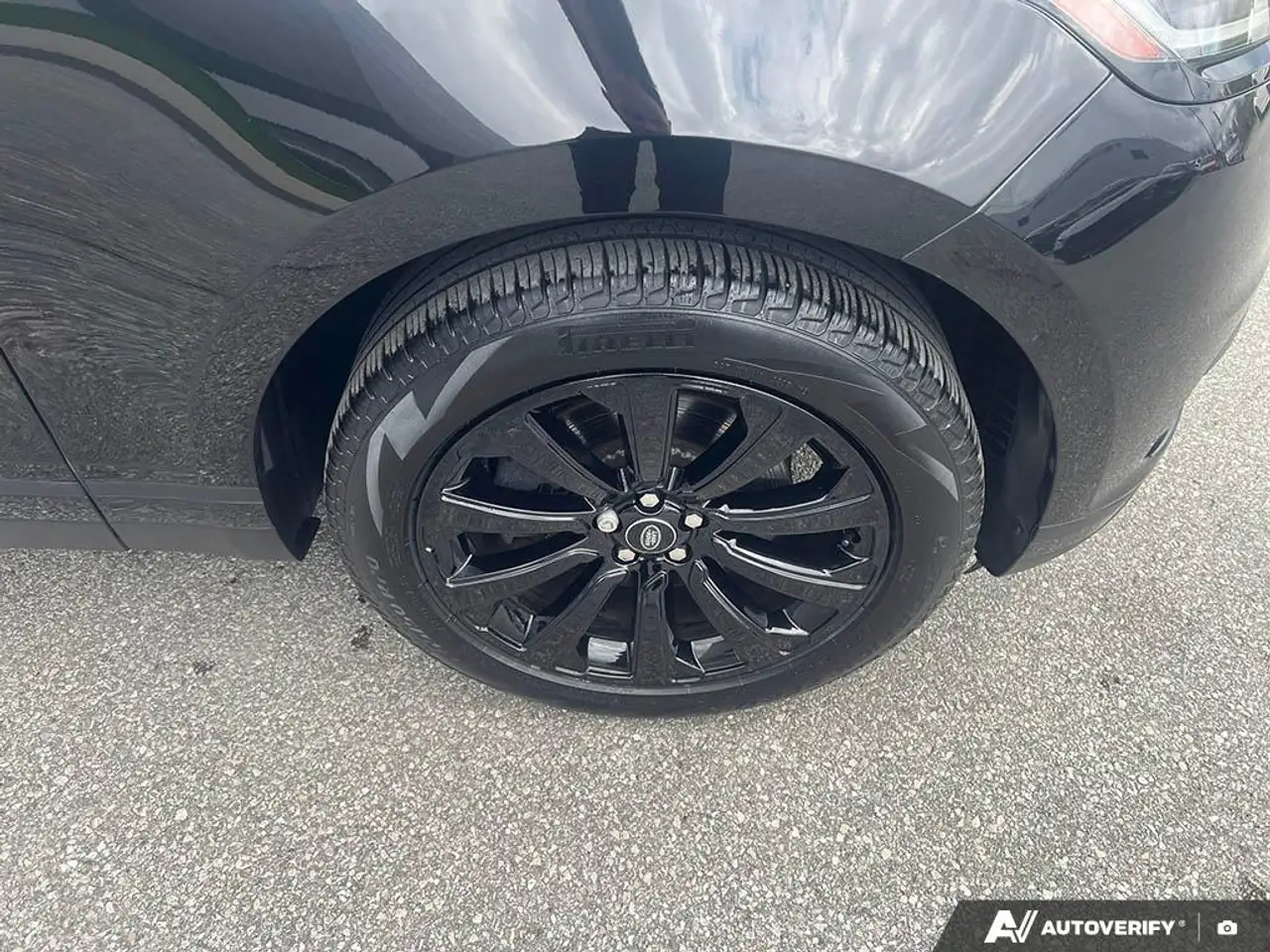 Land Rover Range Rover Velar снимка Land Rover Range Rover Velar