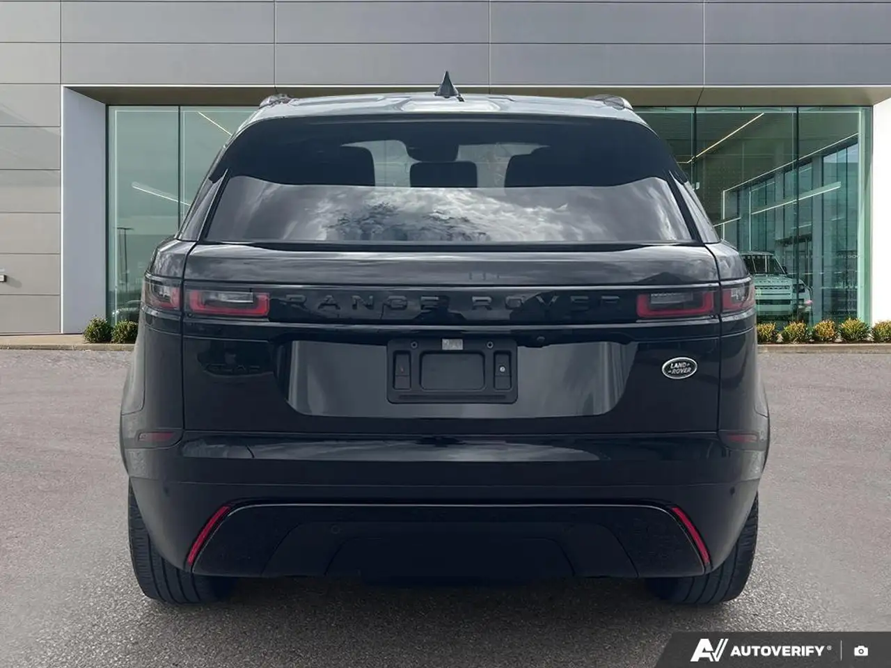Land Rover Range Rover Velar снимка Land Rover Range Rover Velar