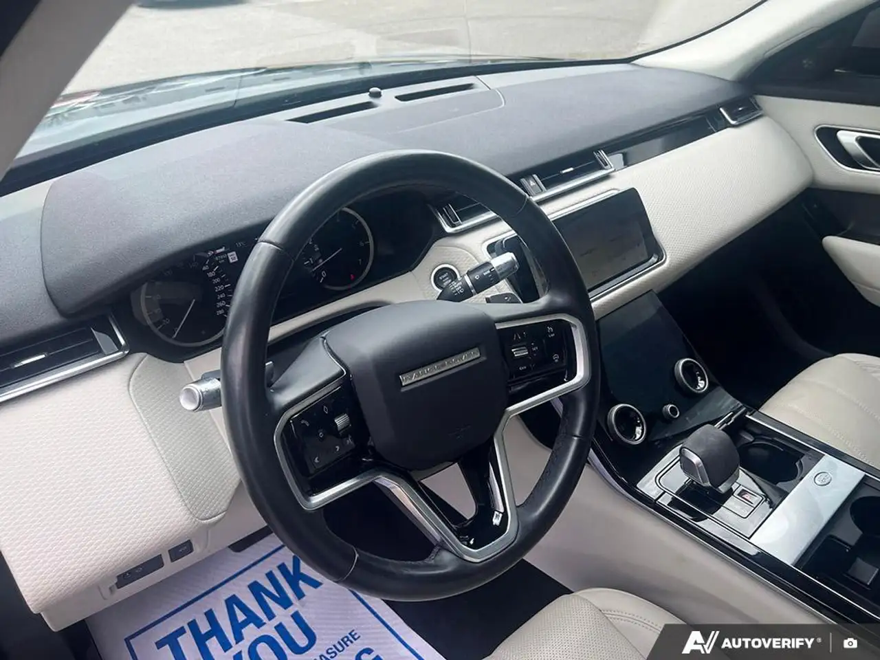 Land Rover Range Rover Velar снимка Land Rover Range Rover Velar