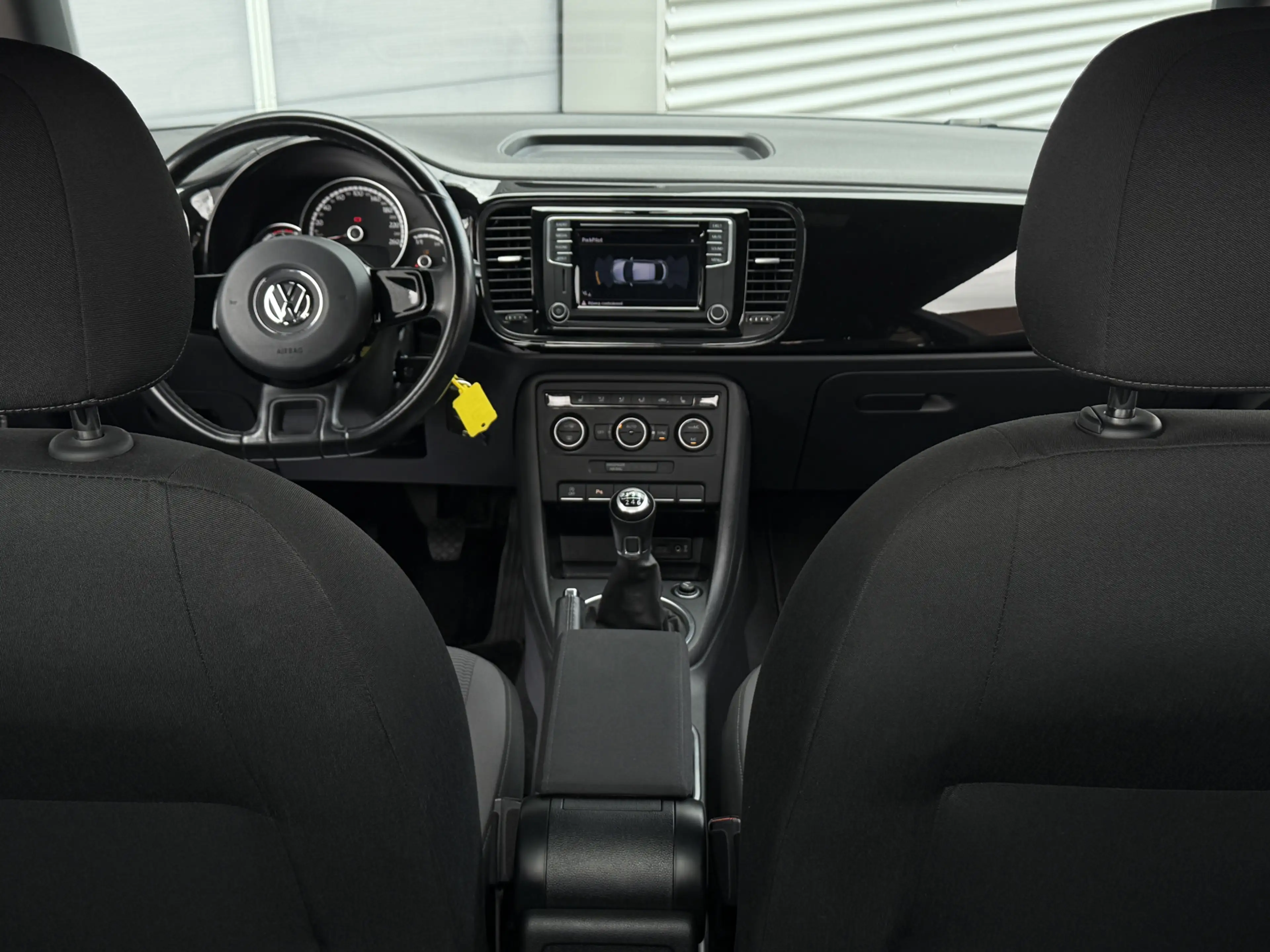 Volkswagen Beetle 1.2 TSI Design BlueMotion I Clima I Cruise I 61000 — photo 6