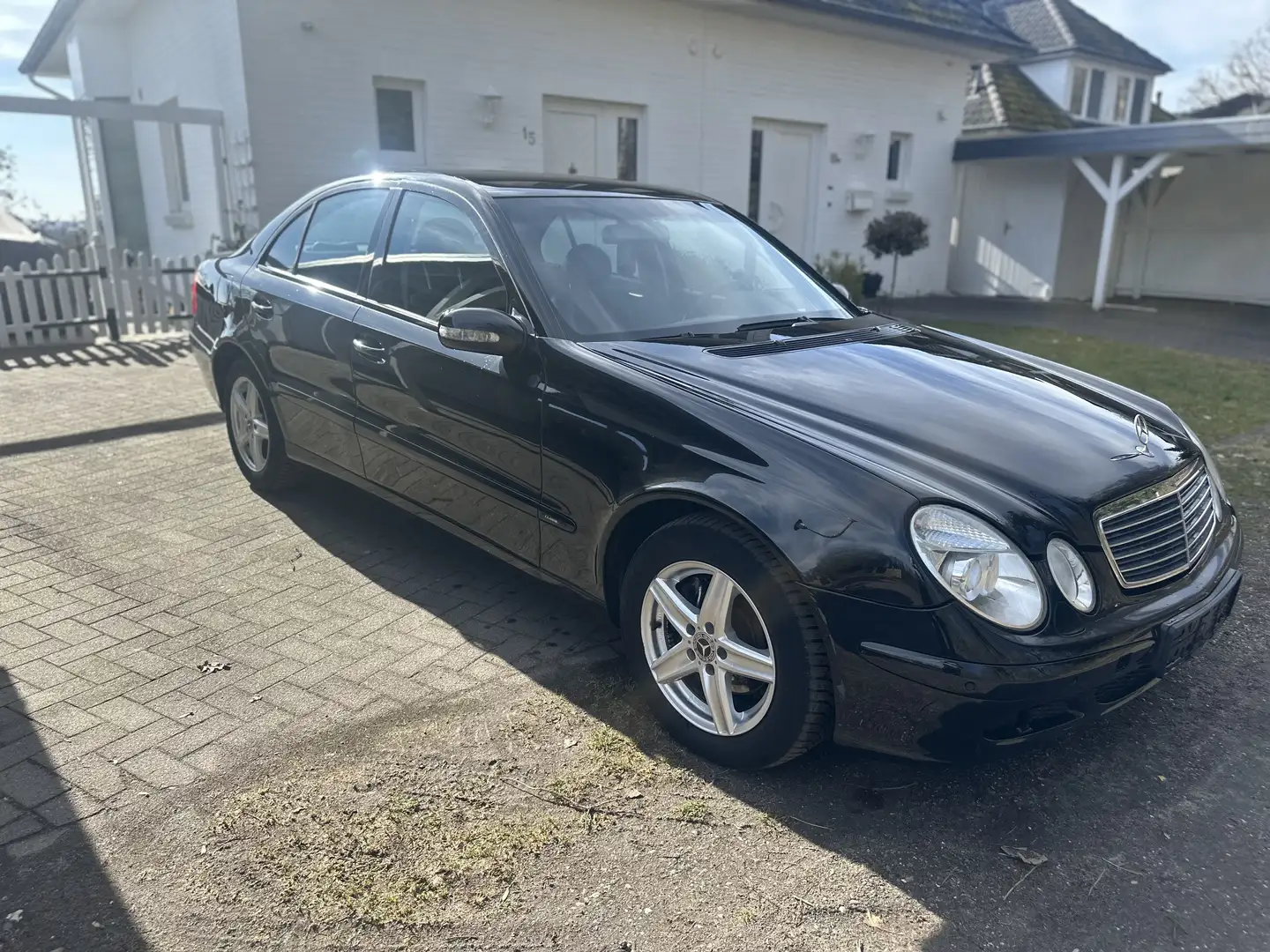 Mercedes-Benz E 270 CDI Classic - 1