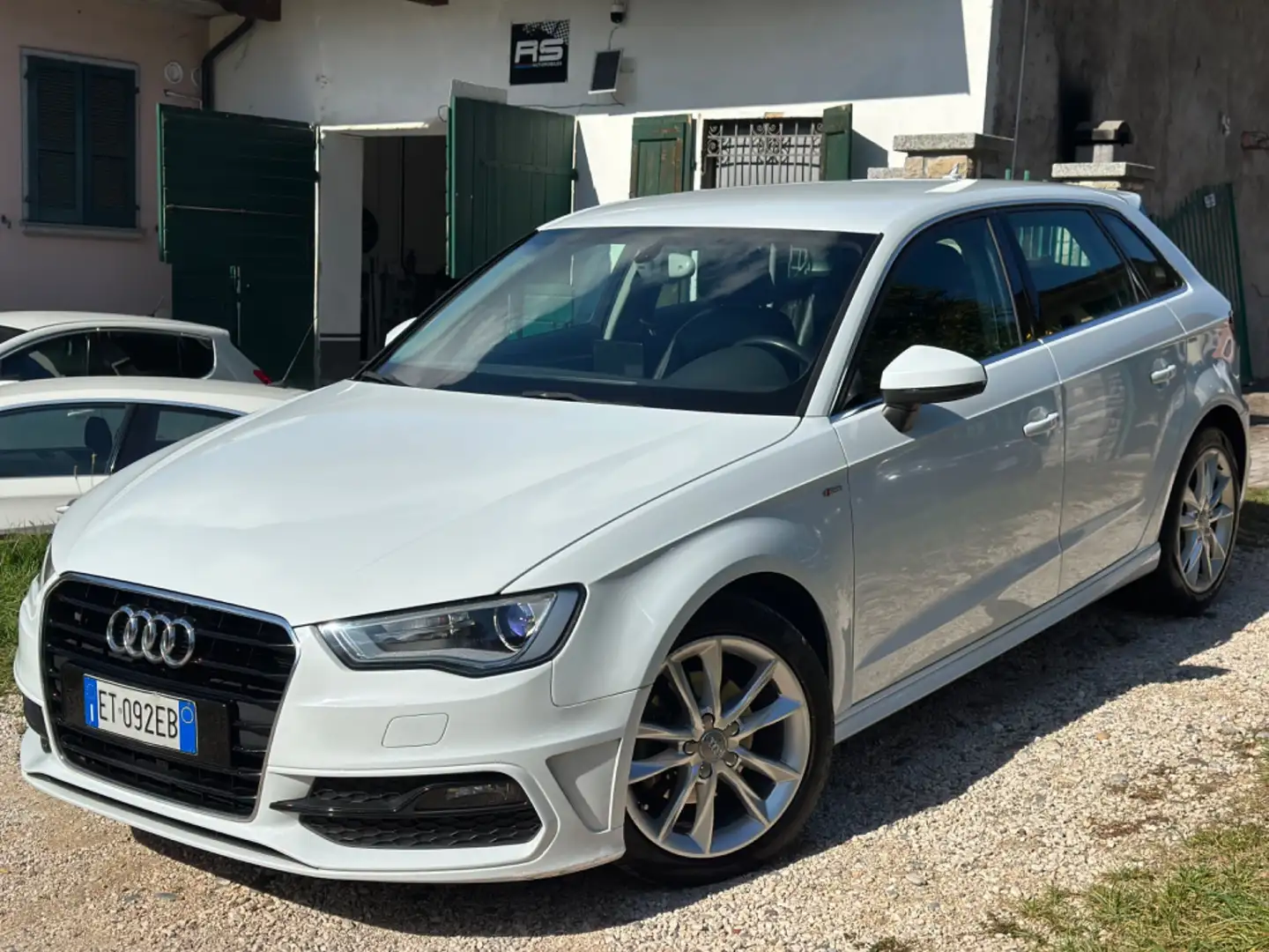 Audi A3 A3 1.6 TDI clean diesel S tronic Ambition Blanc - 1