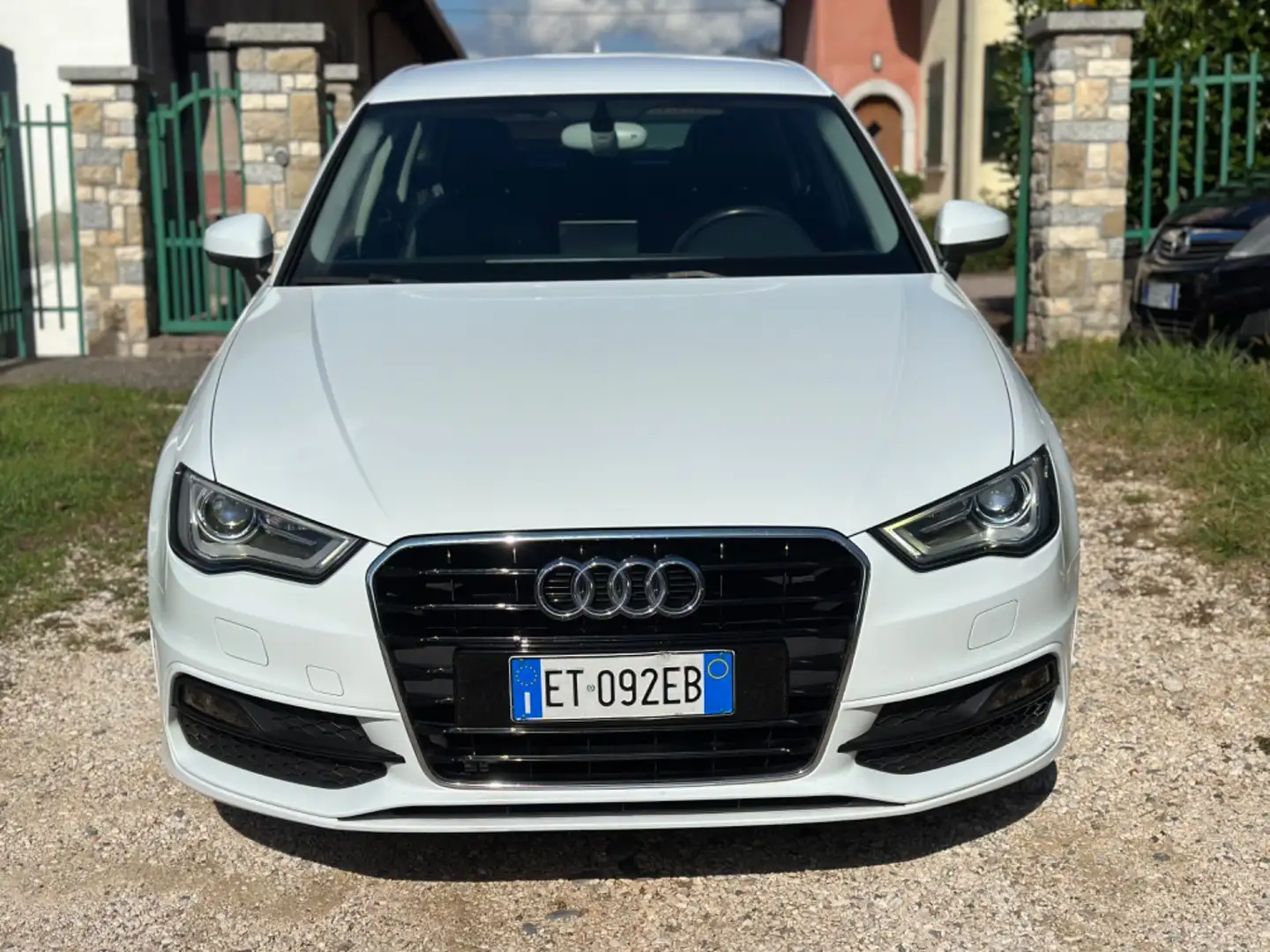 Audi A3 A3 1.6 TDI clean diesel S tronic Ambition Blanc - 2