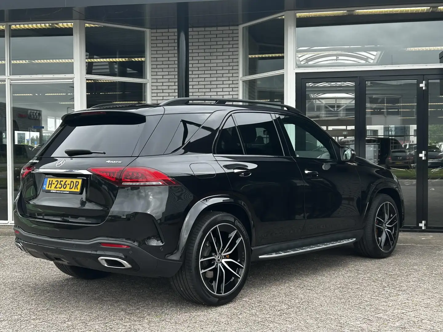 Mercedes-Benz GLE 400 d 4MATIC Panoramadak | Memory | Burmester Zwart - 2