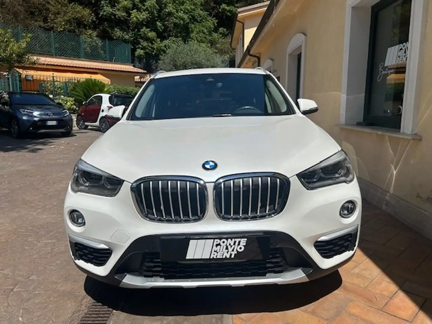 BMW X1 X1 xdrive18d xLine auto my18 Blanc - 2