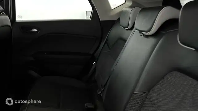 Renault Captur view 13