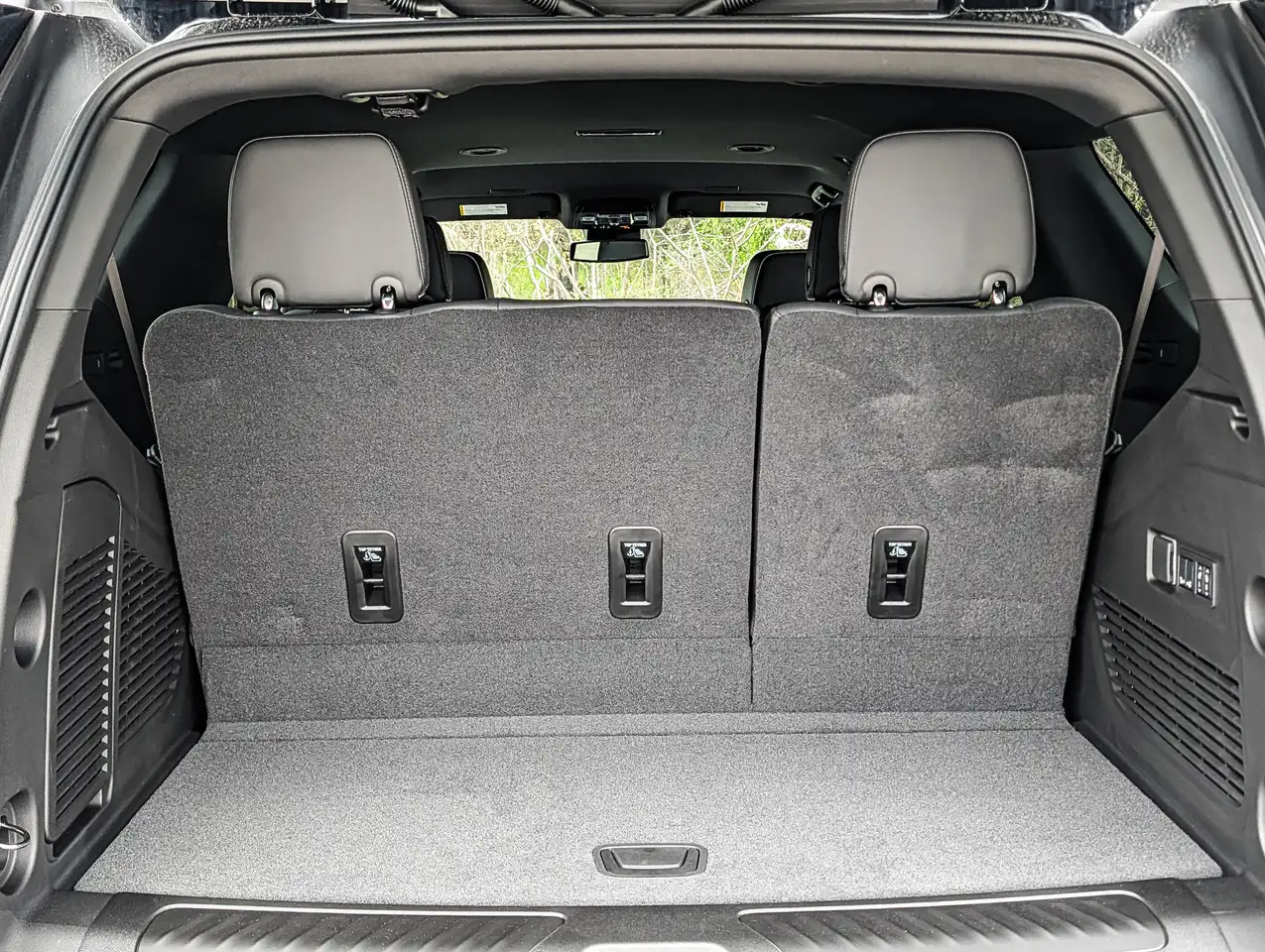 GMC Yukon снимка GMC Yukon