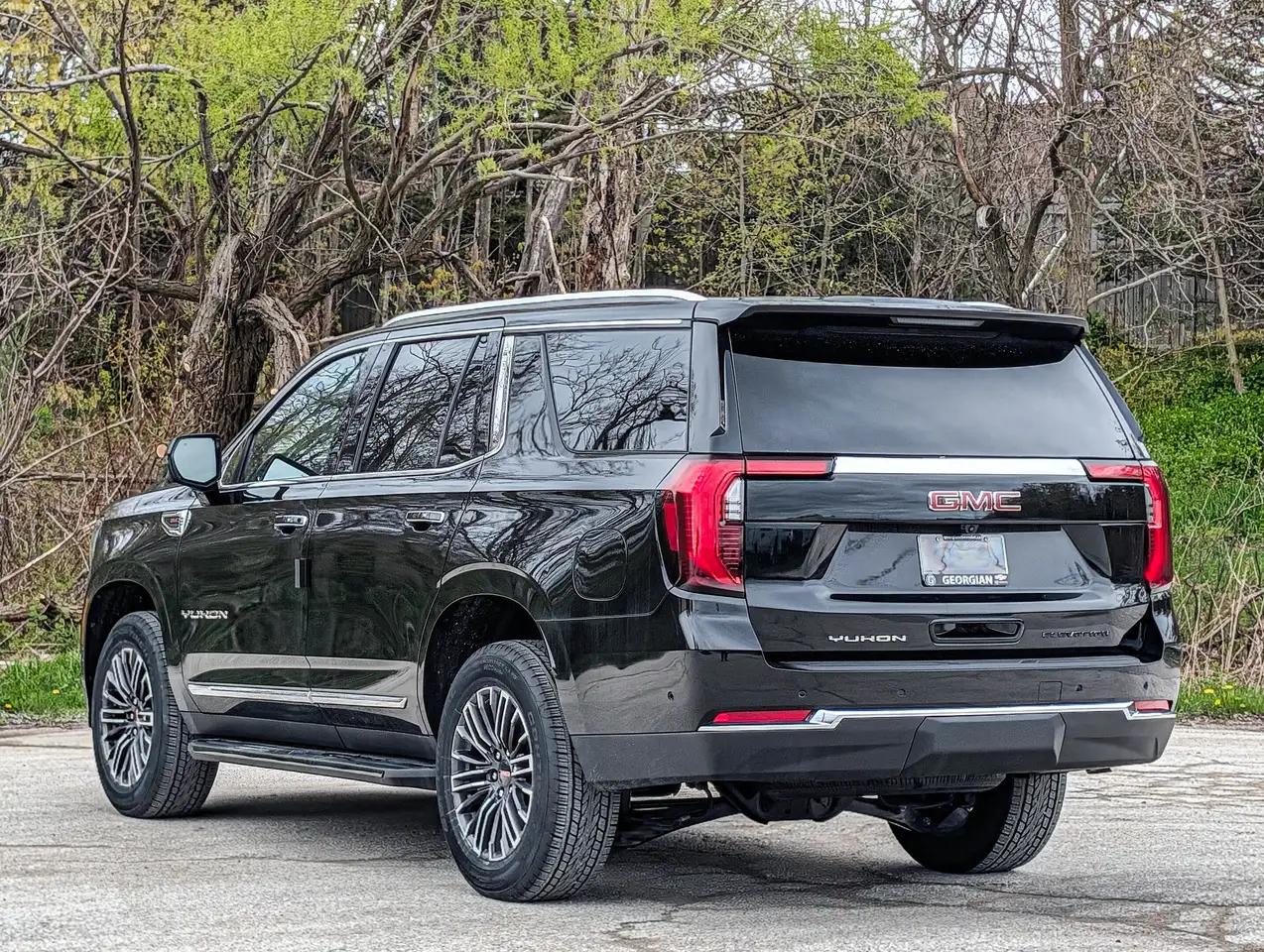GMC Yukon снимка GMC Yukon