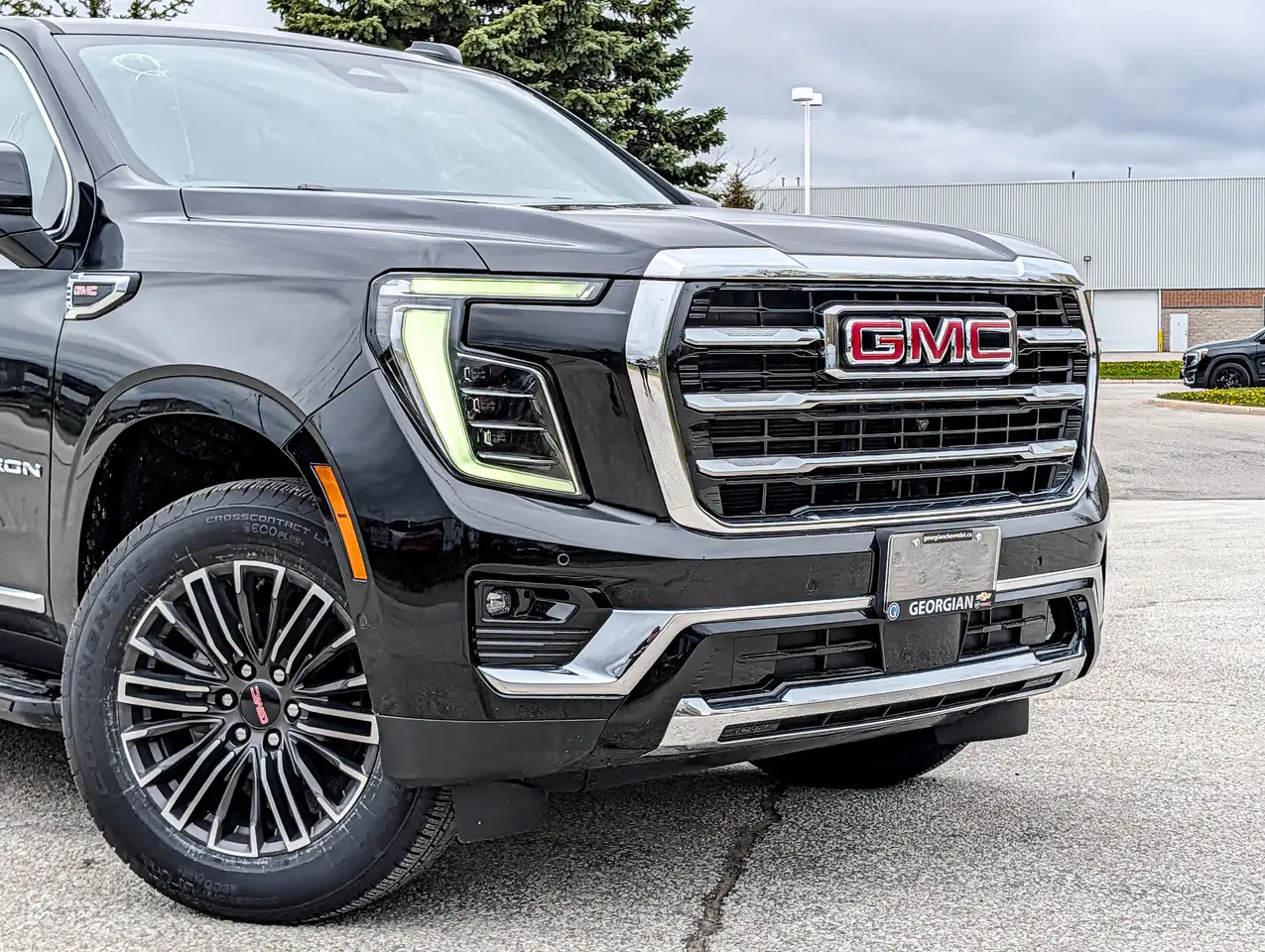 GMC Yukon снимка GMC Yukon