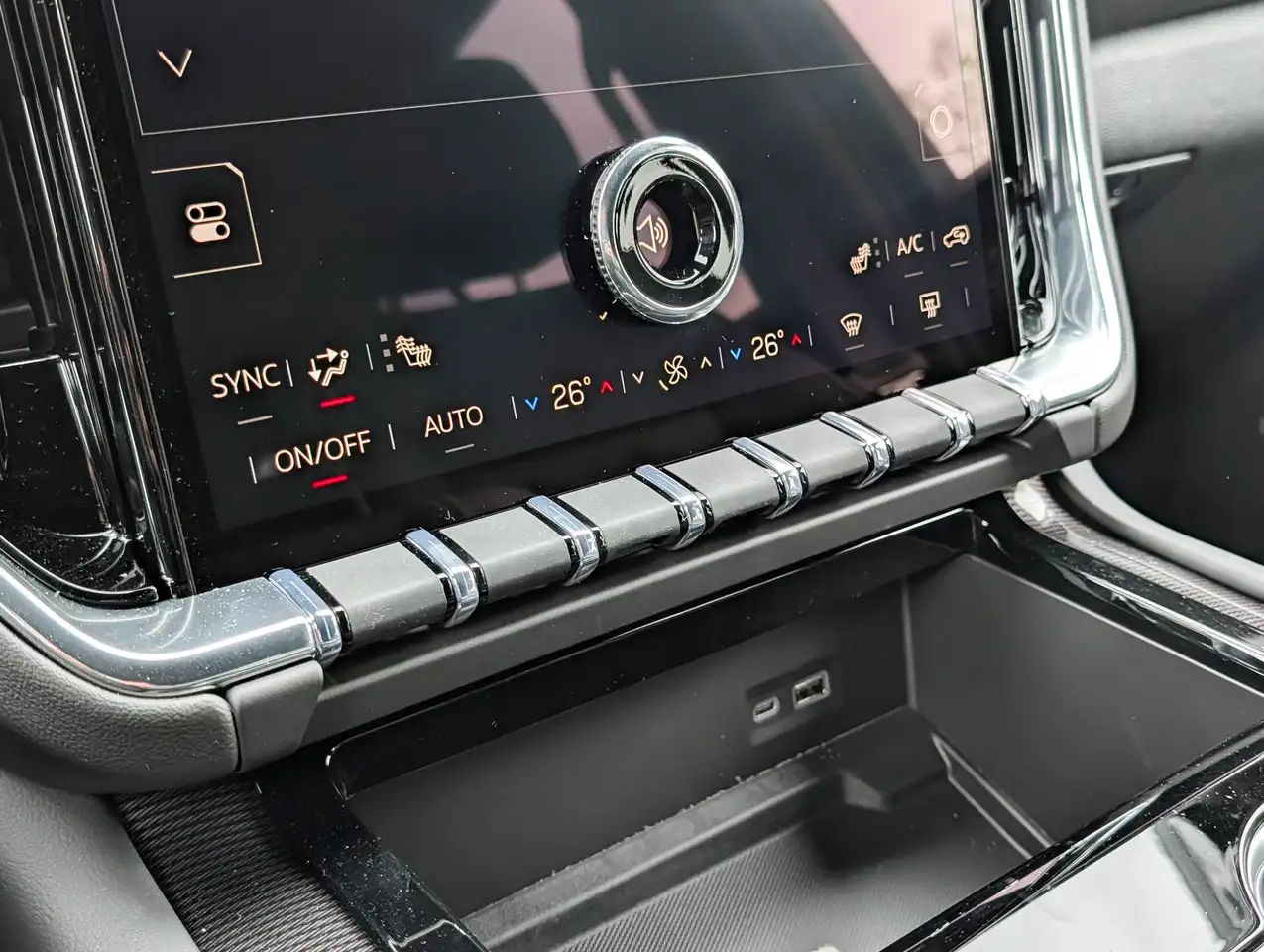 GMC Yukon снимка GMC Yukon