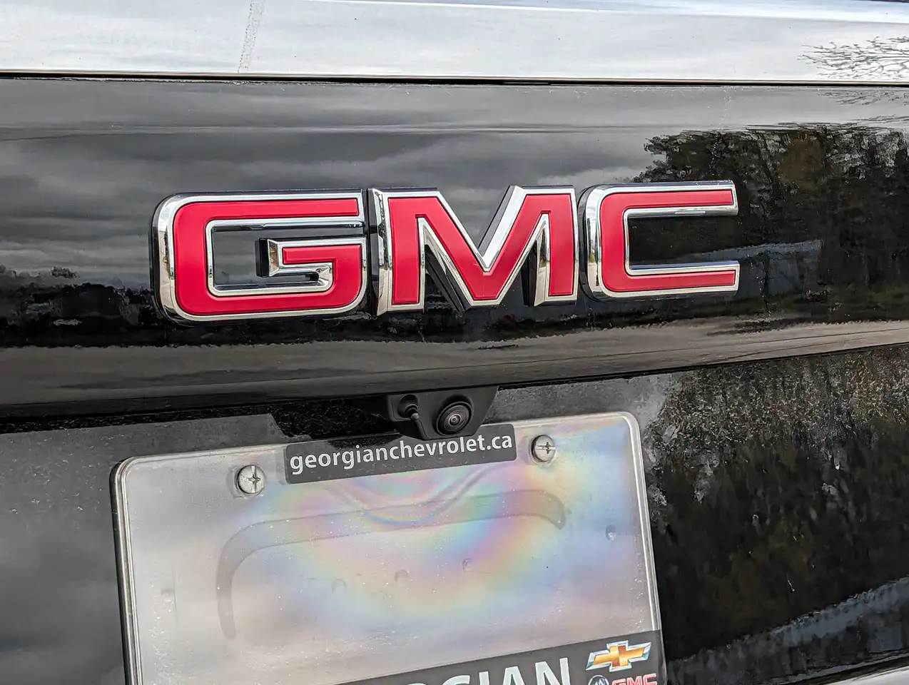 GMC Yukon снимка GMC Yukon
