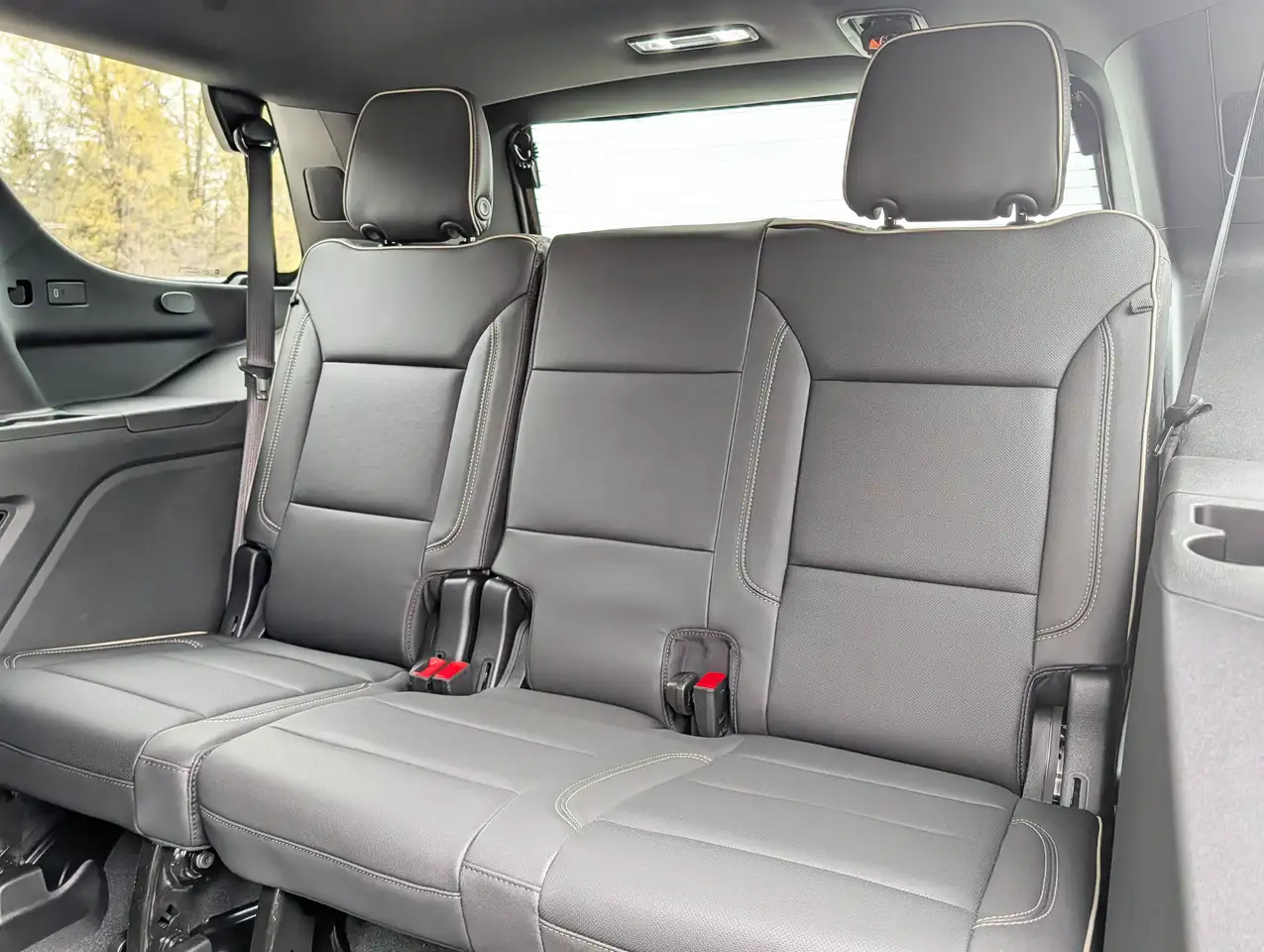 GMC Yukon снимка GMC Yukon