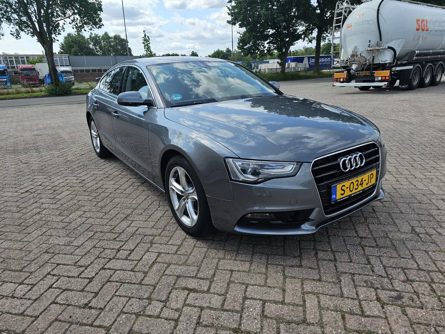 Audi A5 1.8 TFSI Sportback S interior - 2