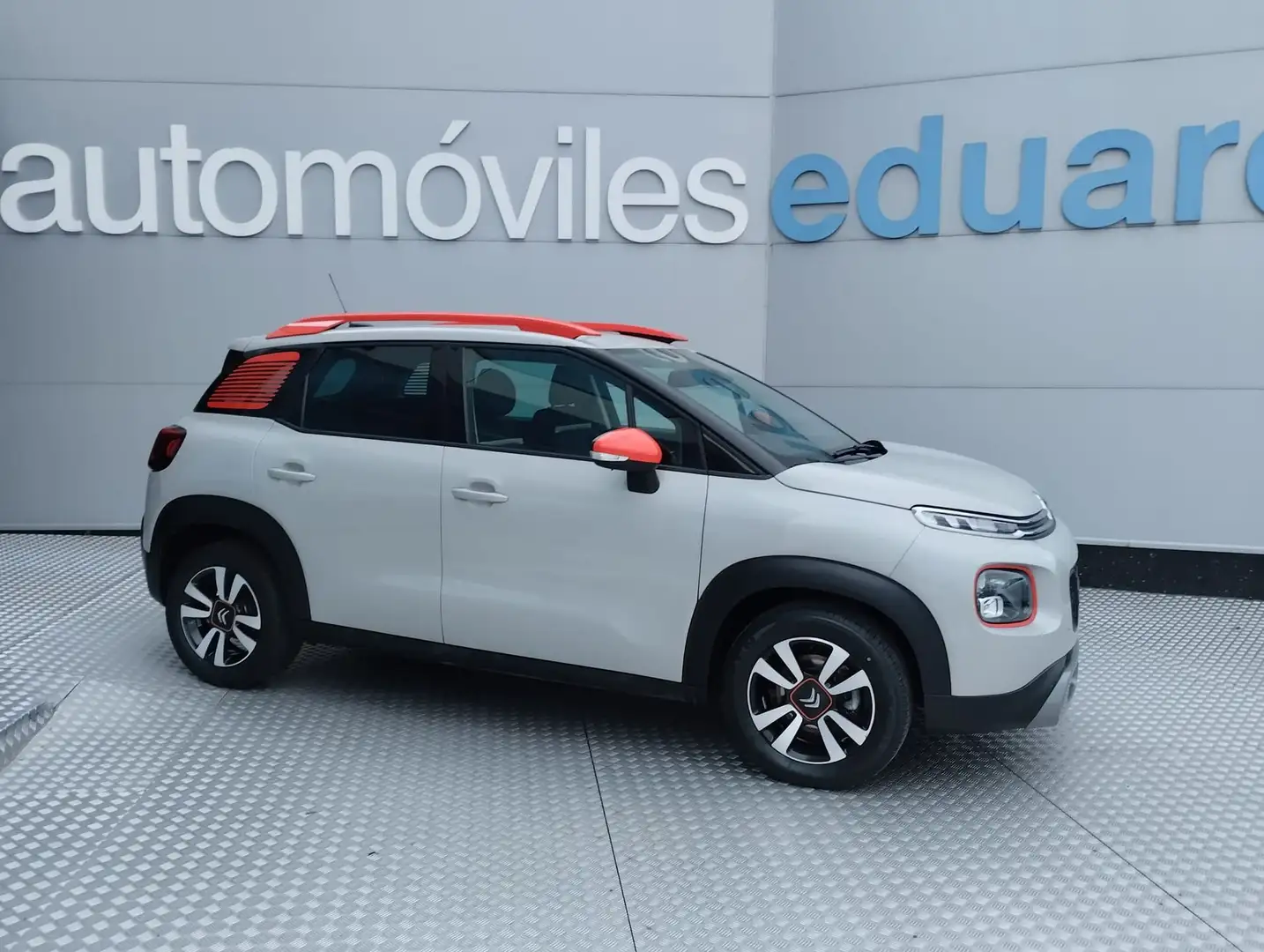 Citroen C3 Aircross Puretech S&S Shine 110 Beige - 1