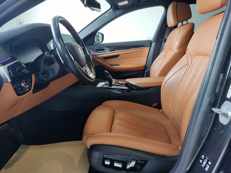 BMW 520 d xDrive Sport Line ***MOTOR-85.000K*** — photo 11