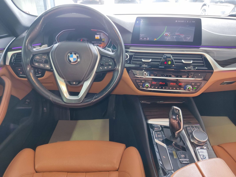 BMW 520 d xDrive Sport Line ***MOTOR-85.000K*** — photo 20