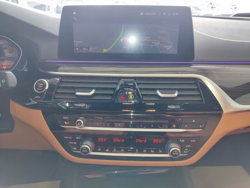 BMW 520 d xDrive Sport Line ***MOTOR-85.000K*** — photo 22