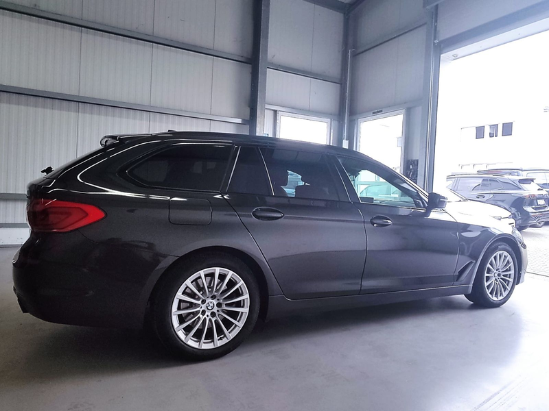 BMW 520 d xDrive Sport Line ***MOTOR-85.000K*** — photo 9