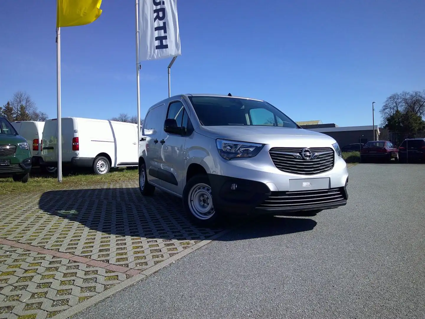 Opel Combo Combo Cargo 1.5 D Glütig für Gewerbekunden - 1