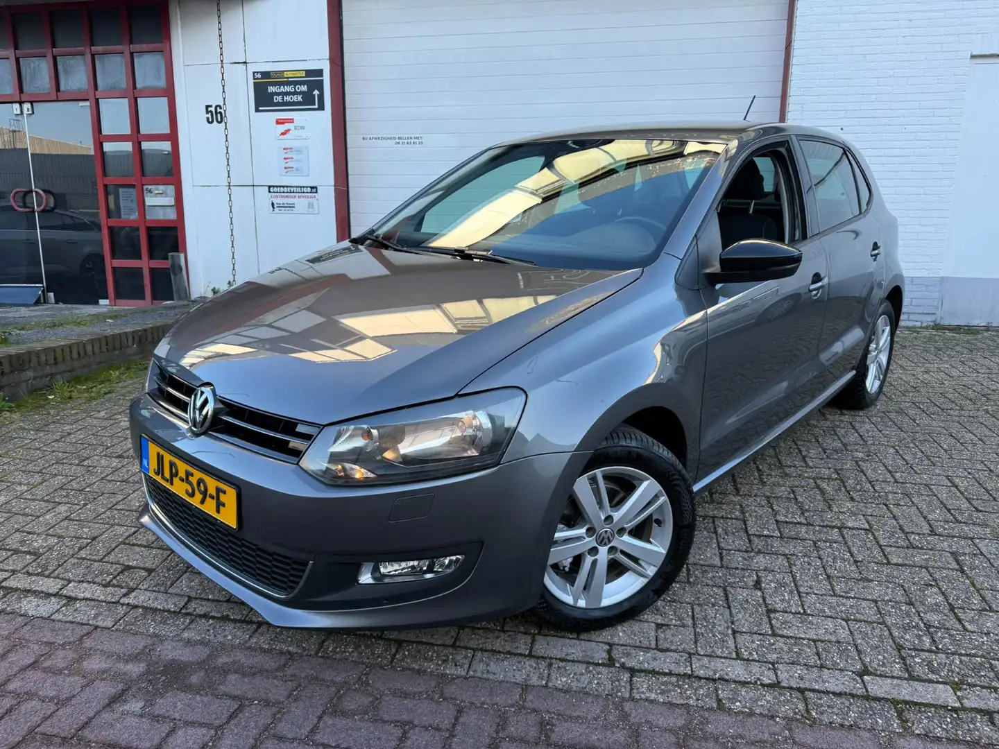 Volkswagen Polo 1.2 TSI| Highline MATCH|NIEUW APK|6BAK|AIRCO|LUXE Gris - 1