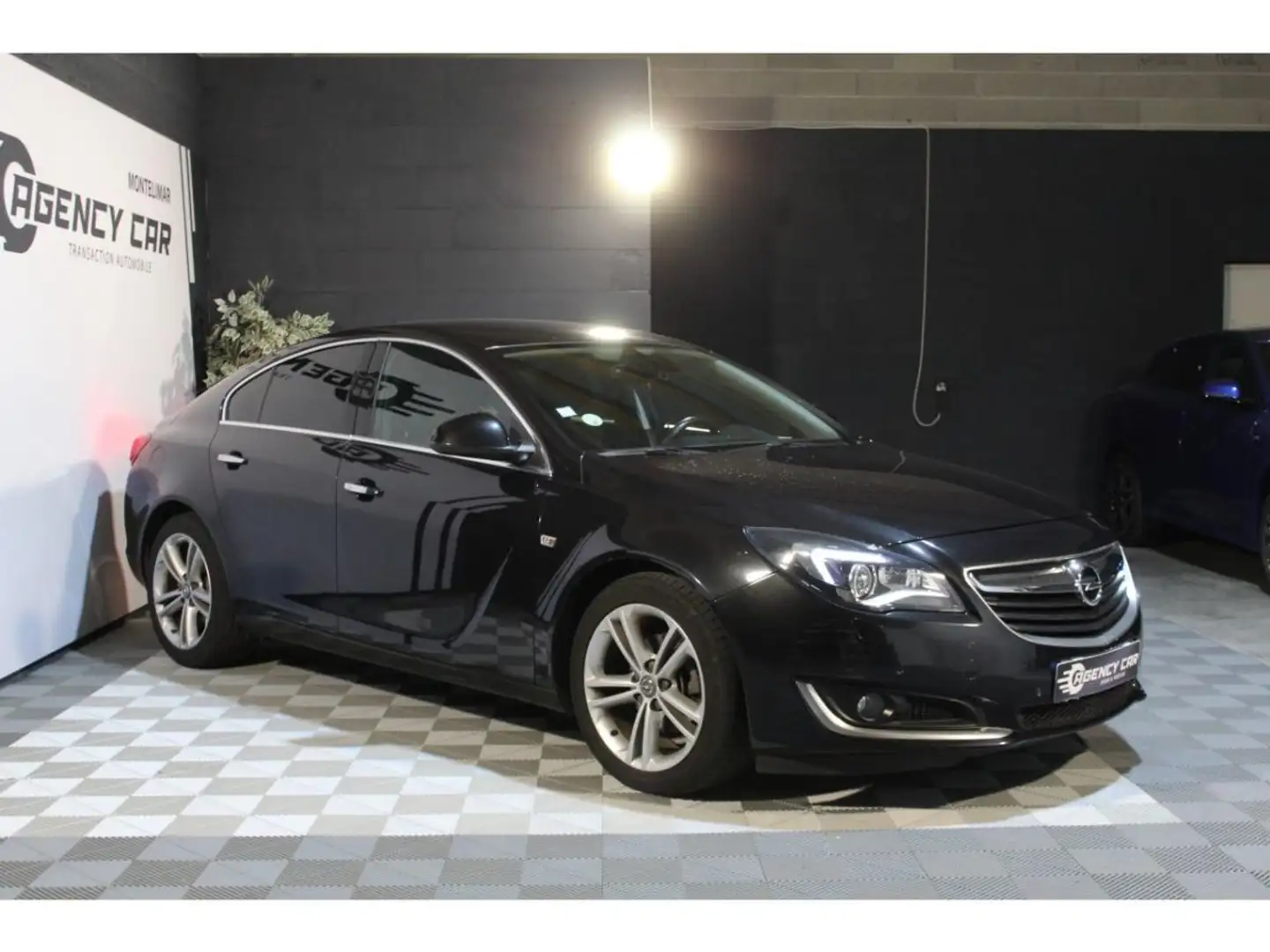 Opel Insignia 2.0 CDTI EcoFlex COSMO 170ch S&S Noir - 2