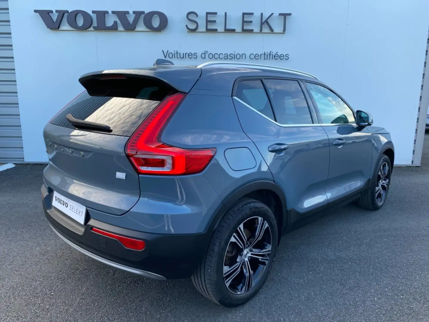 Volvo XC40 T4 Recharge 129 + 82ch Inscription DCT 7 Gris - 2