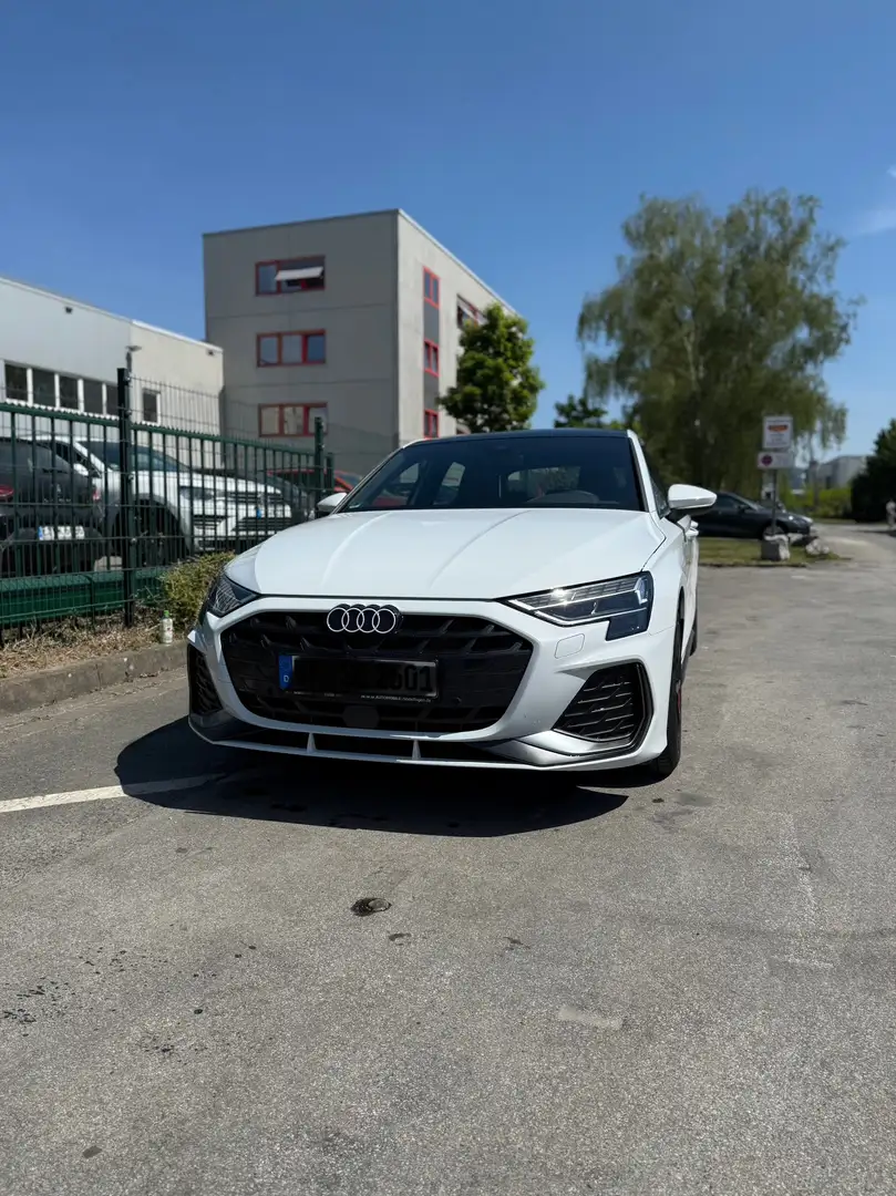 Audi A3 35 TDI Limousine S tronic line - 1