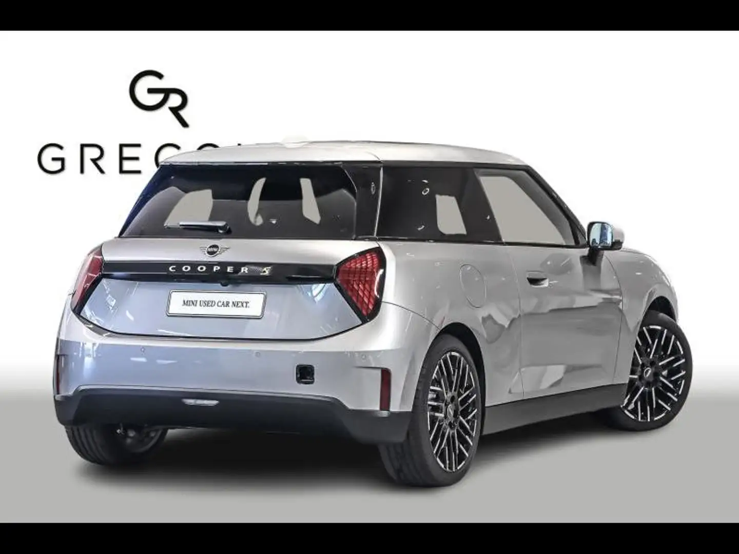 MINI Cooper SE Favoured Trim | XL Option Pack Gris - 2