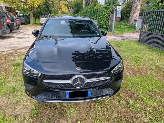 Mercedes-Benz CLA 180 CLA Shooting Brake 180 d Sport auto