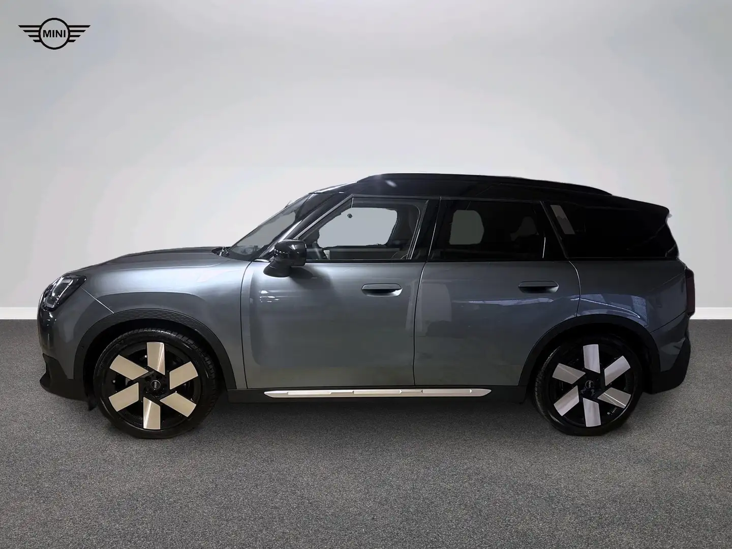MINI Countryman SE All4 Favoured Vert - 2