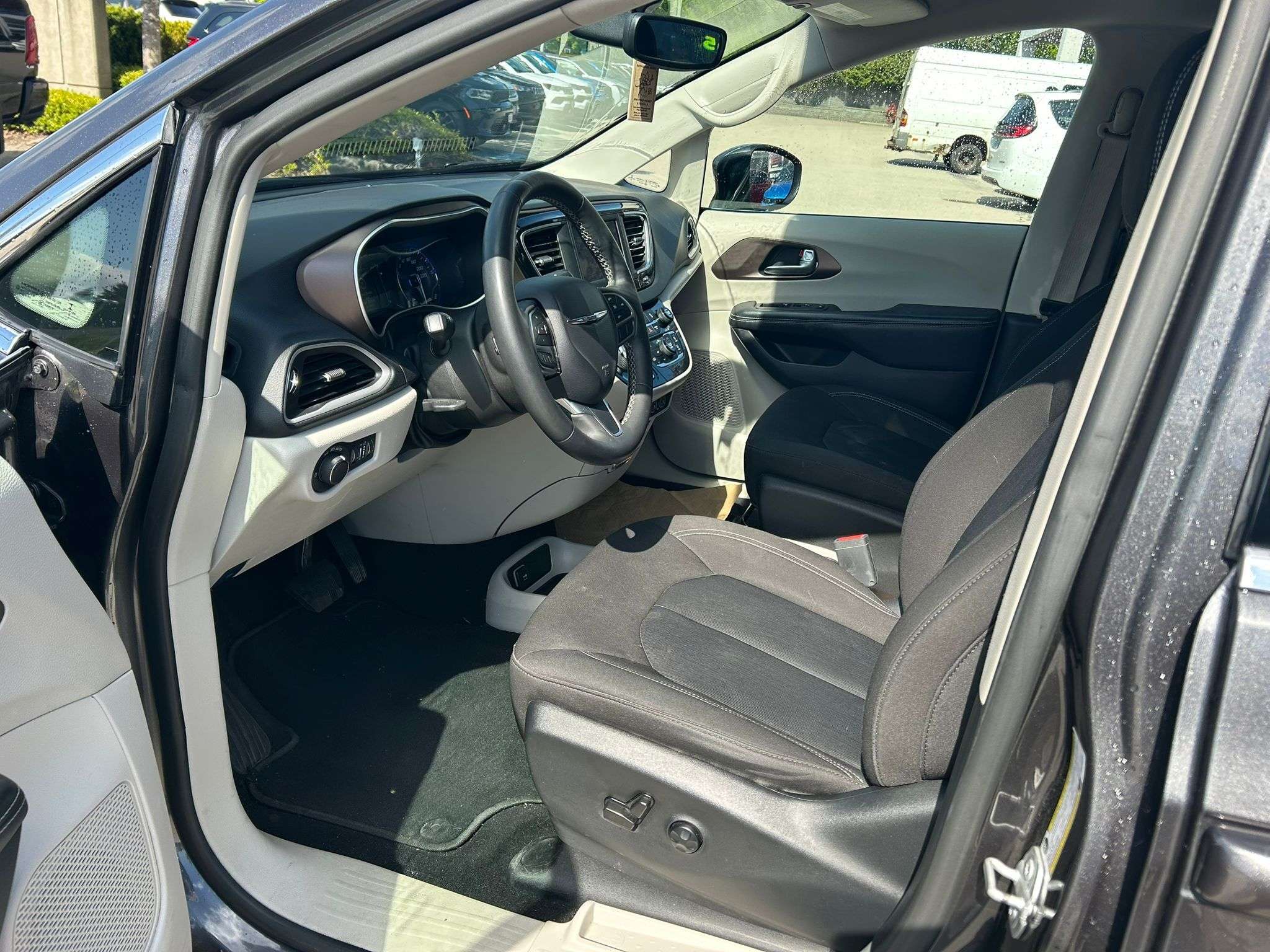 2022 Chrysler Grand Caravan