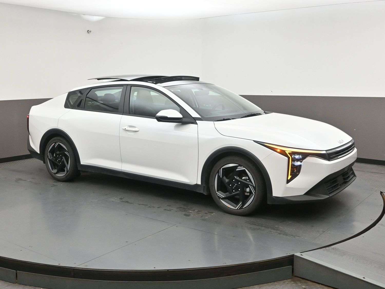 2026 Kia K4 EX+ 12.3  Touchscreen | Heated Steering Wheel | Wi